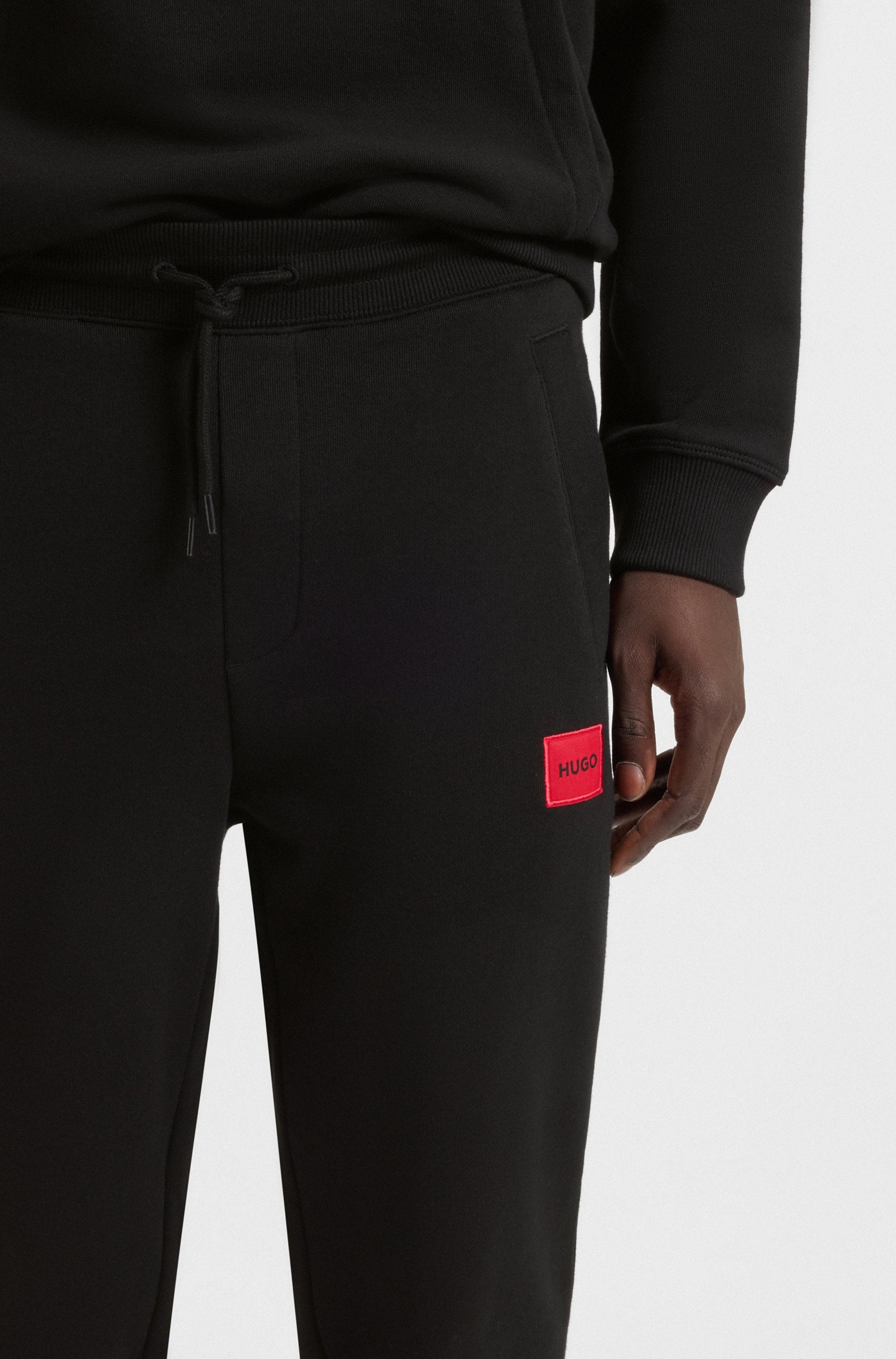 HUGO Sweathose »Doak«  elastischer Bund, Regular Fit, Seitentaschen, Gesäßtasche