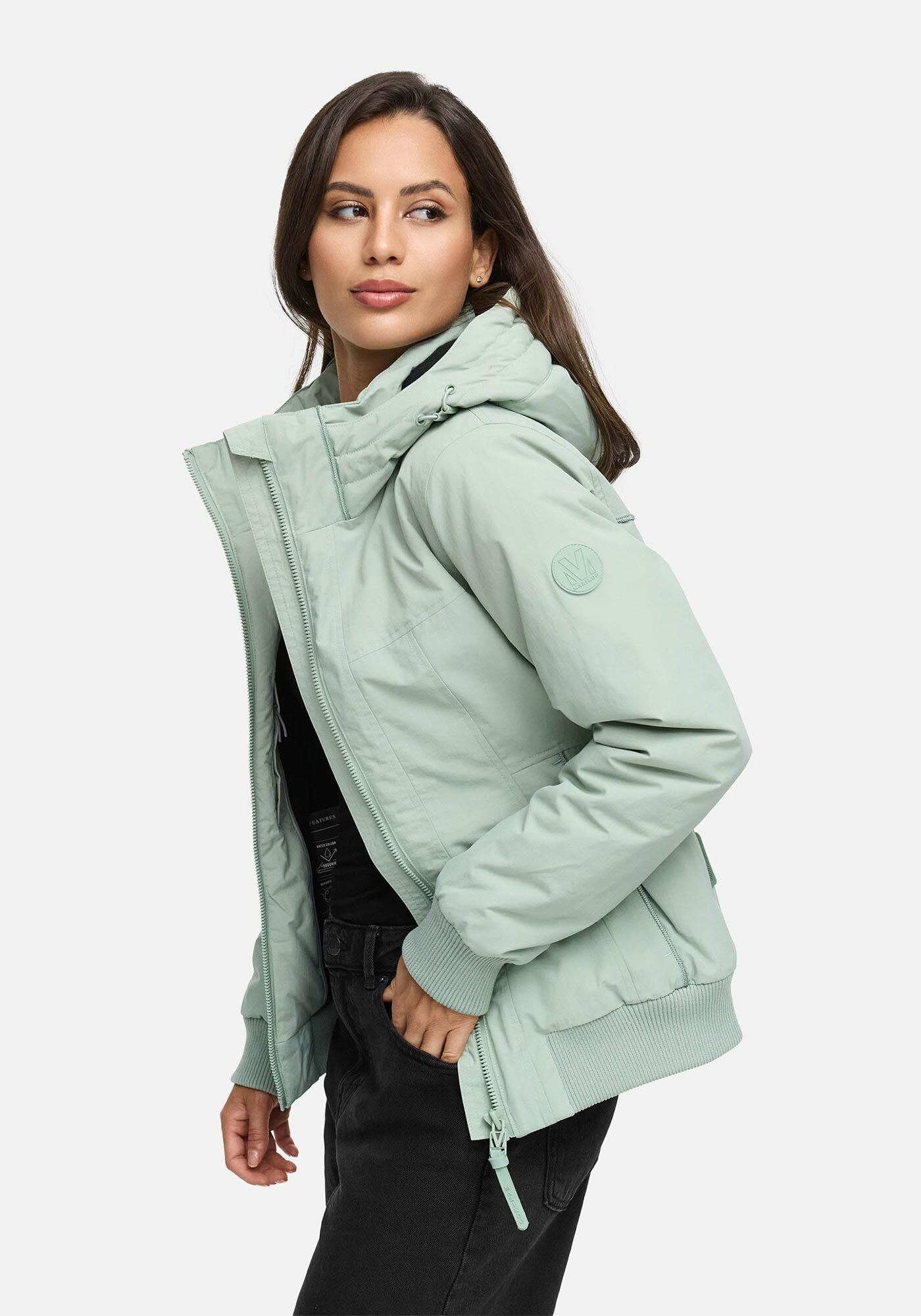 Marikoo Winterjacke »Mooni 16«, Gefütterte Winterjacke mit Kapuze und Kordelzug