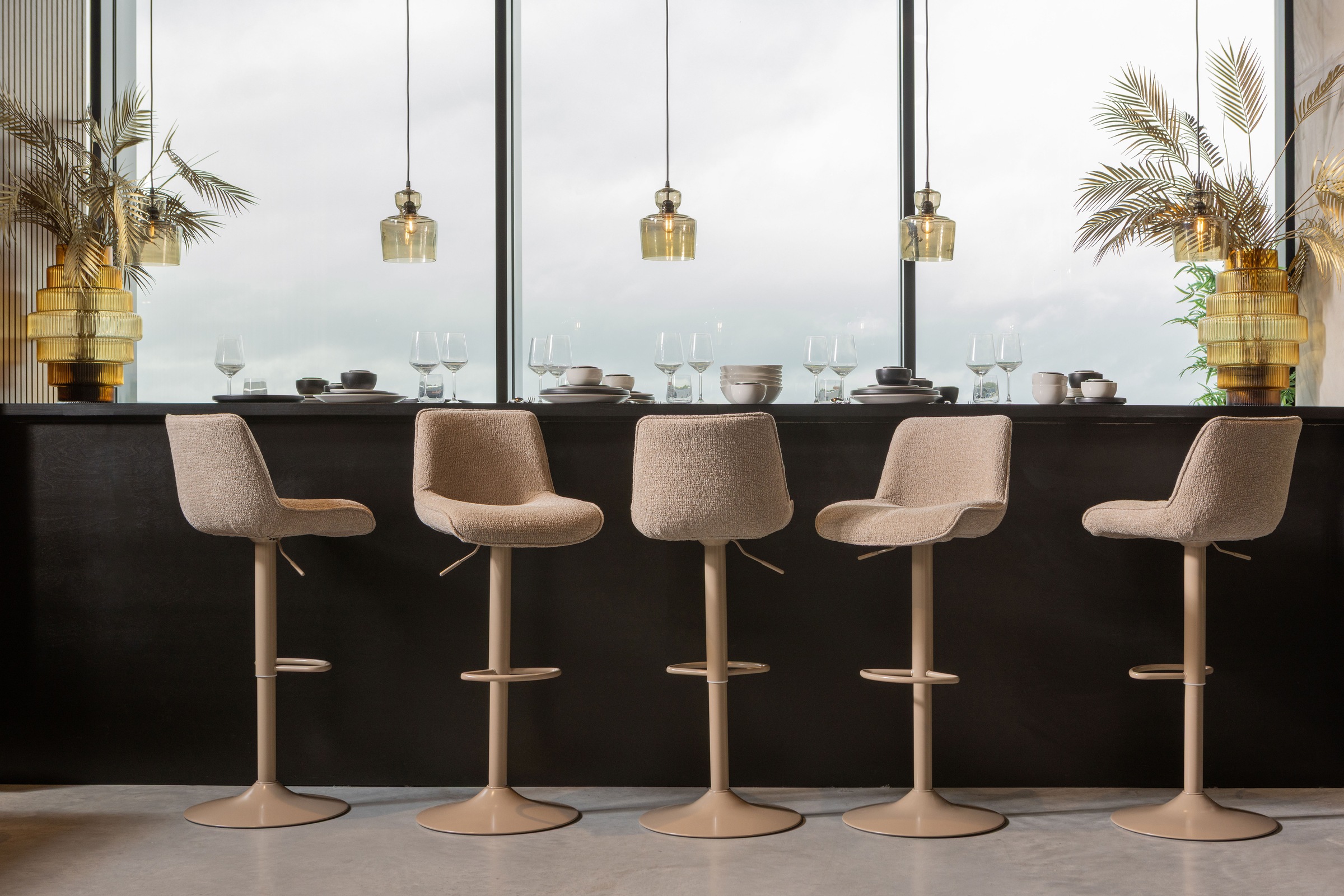 WOOOD Barhocker »Marten höhenverstellbar und drehbar mit Metallgestell 45 x 50 x 110 cm« Gewebter Bezug, Sehr hohe Verschleißfestigkeit, Tragkraft 120 kg