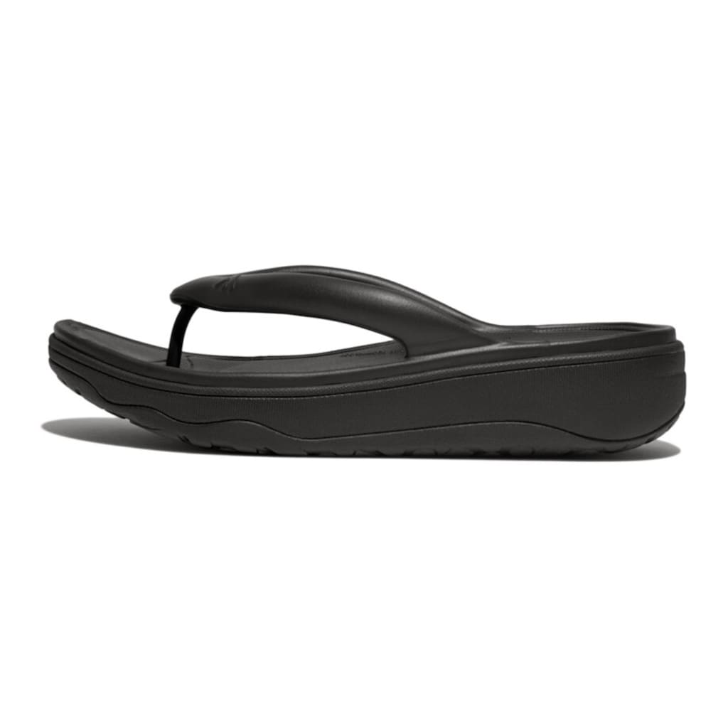 Fitflop Zehentrenner »RELIEFF RECOVERY TOE-POST SANDALS - TONAL RUBBER«, Keilabsatz, Sommerschuh, Schlappen mit Microwobbleboard