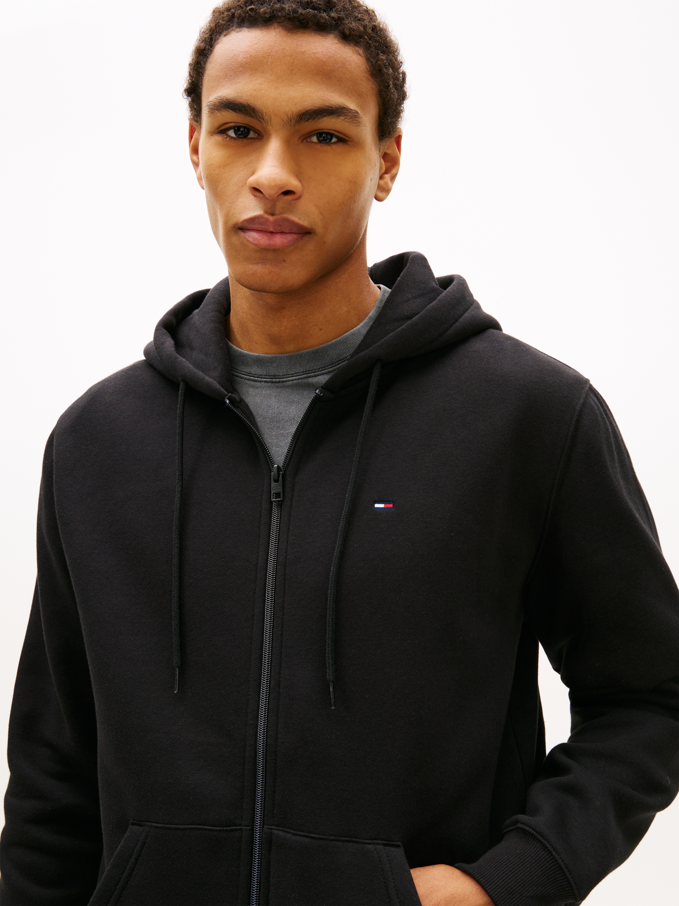 Tommy Jeans Jogginganzug »TJM REGULAR FLAG« 2 Sweatjacke und Sweathose, normale Passform