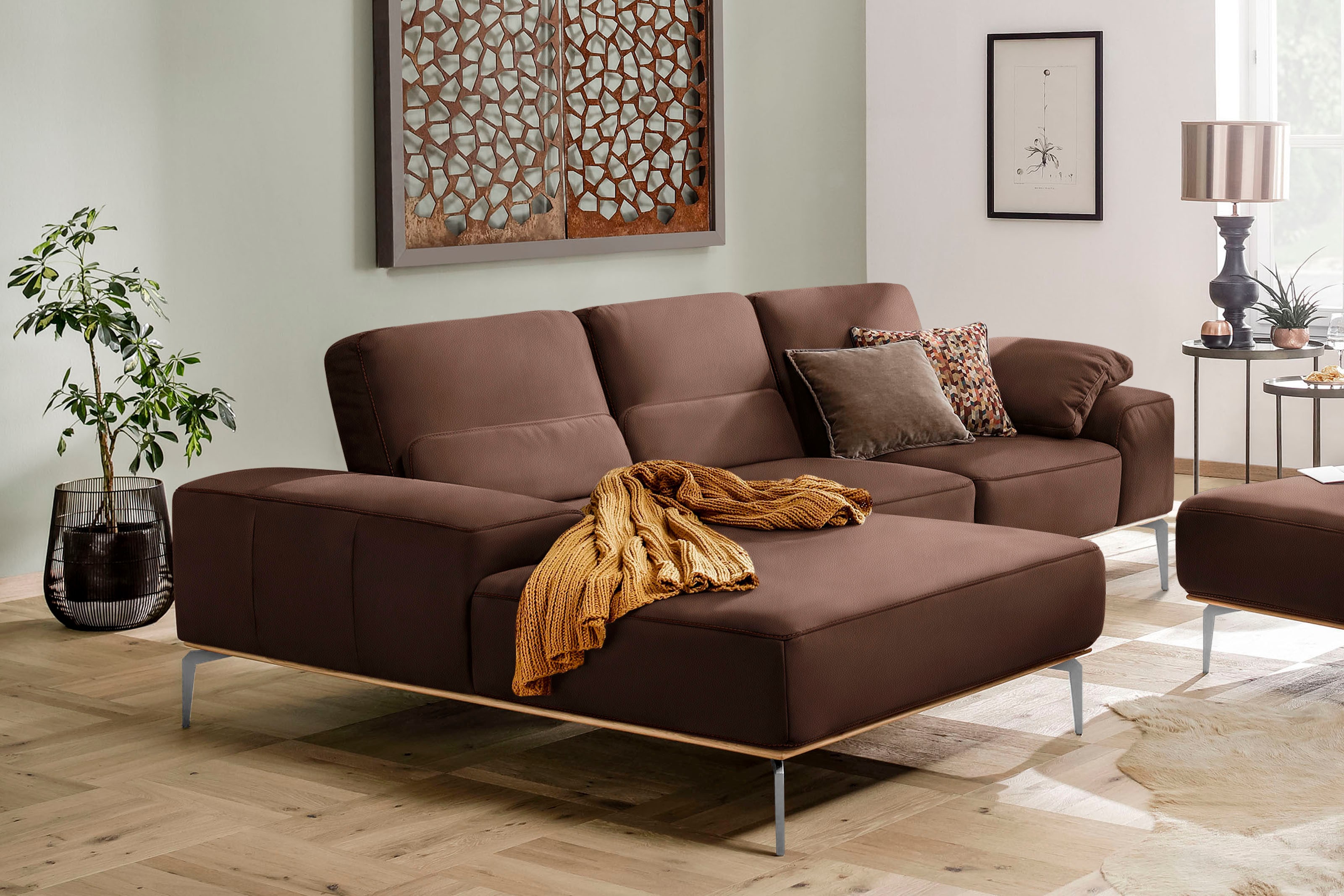 W.SCHILLIG Ecksofa "run, Designsofa mit tollem Sitzkomfort, L-Form" mit elegantem Holzsockel, Füße in Chrom glänzend, Breite 279 cm