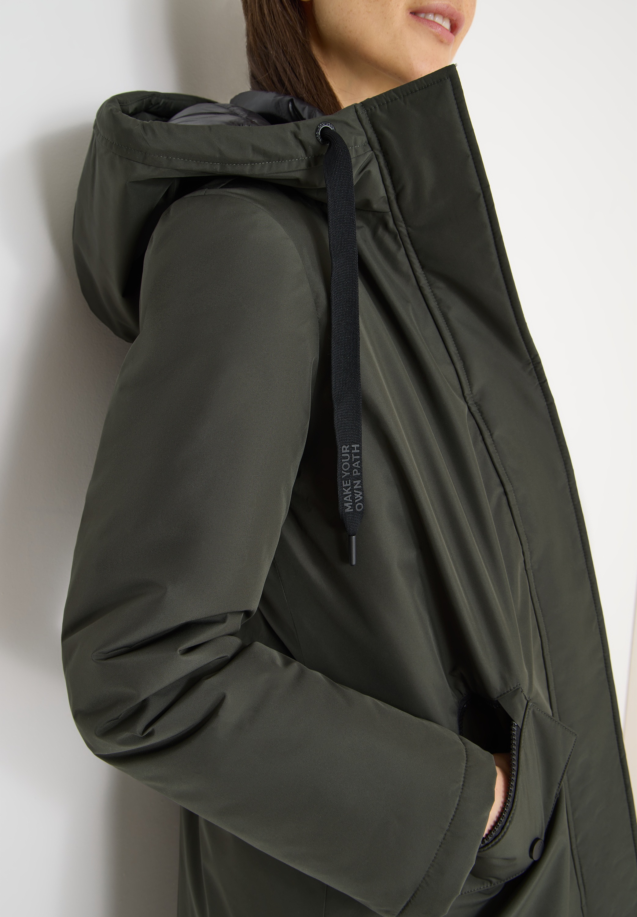 Wintermantel CECIL, Damen, Gr. XL (44), olive wood, Web, Obermaterial: 100% Polyester. Futter: 100% Polyester, unifarben, bequem ca. Mitte Oberschenkel, Rundhals, Mäntel Wintermantel, mit Kapuze und Tunnelzug 6