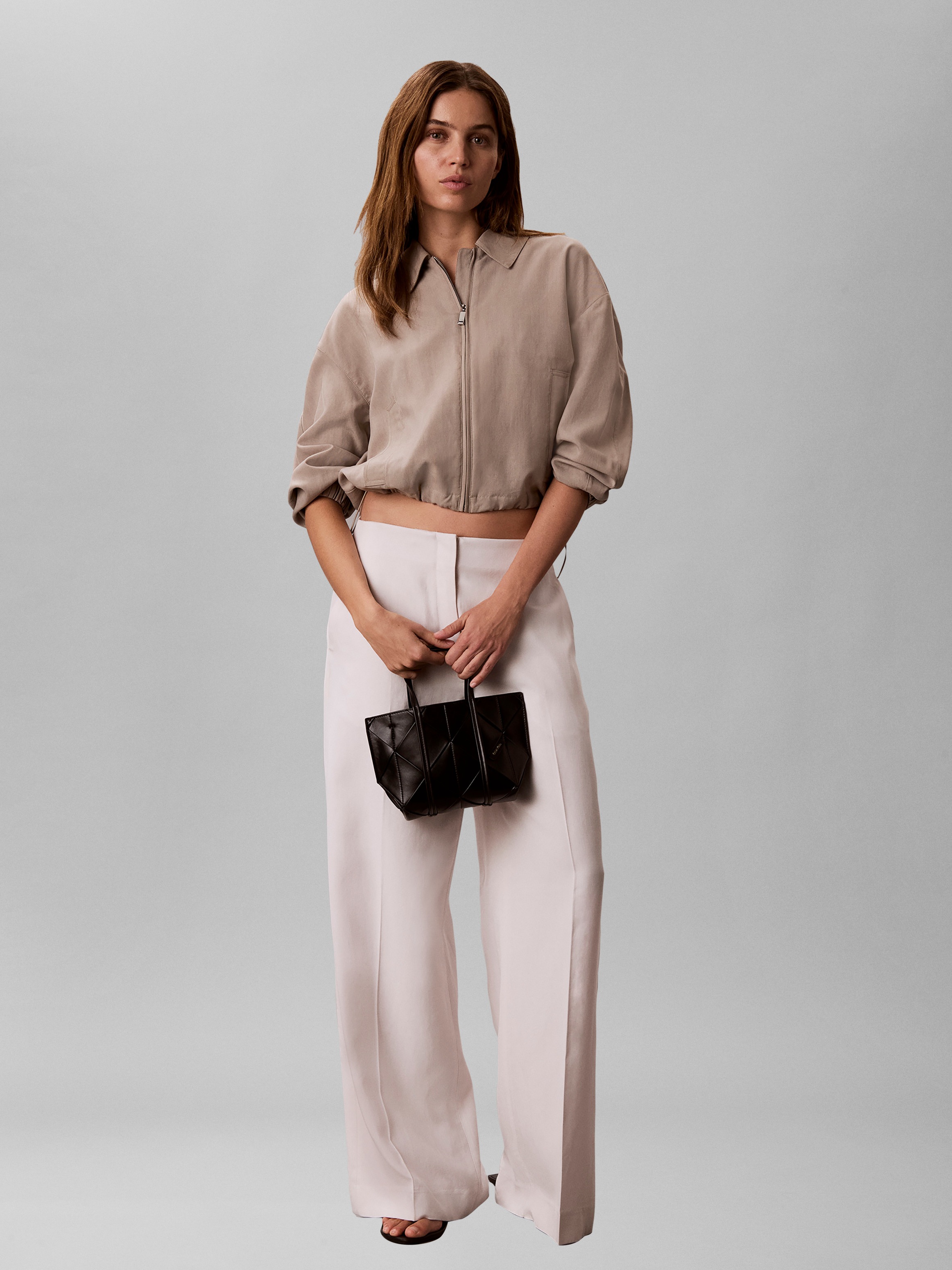 Calvin Klein Tragetasche »WOVEN MINI TOTE CROSSBODY« Mini Bag, Umhängetasche, Schultertasche mit modischer Struktur
