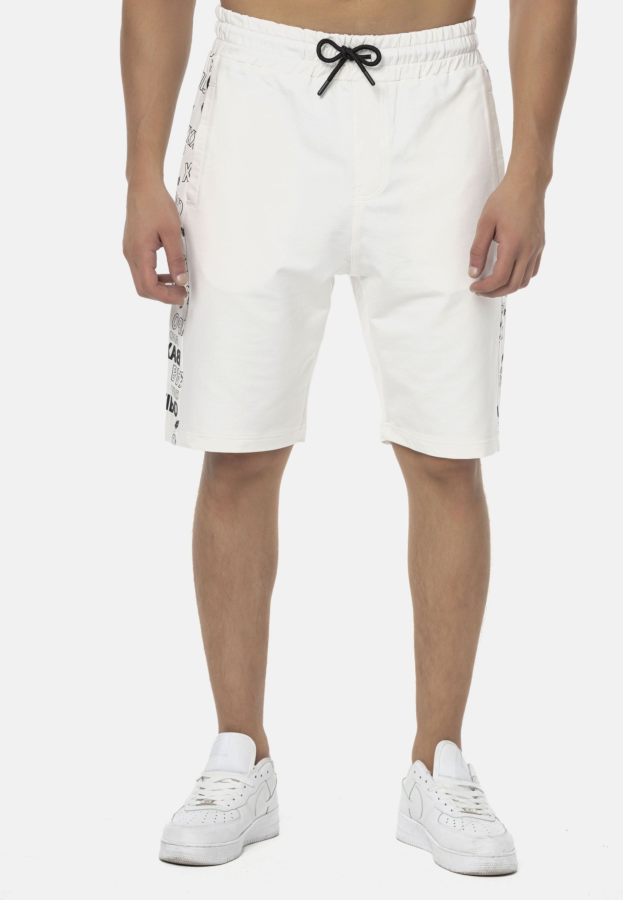 Cipo & Baxx Stoffhose »Hosen«, mit dezentem Print