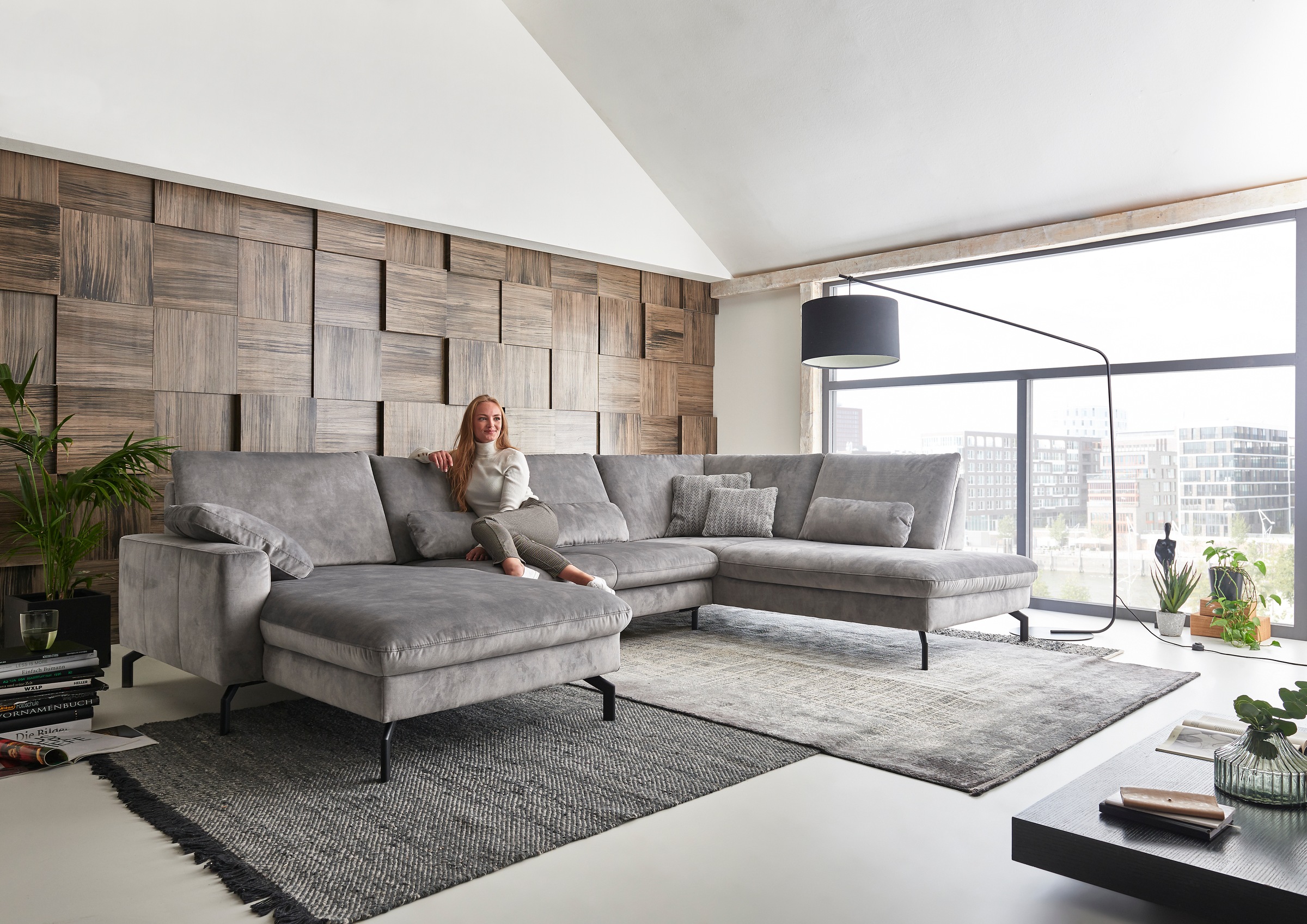 Die PlanBar Wohnlandschaft wahlweise mit Kopfstützen und Sitztiefenverstellung