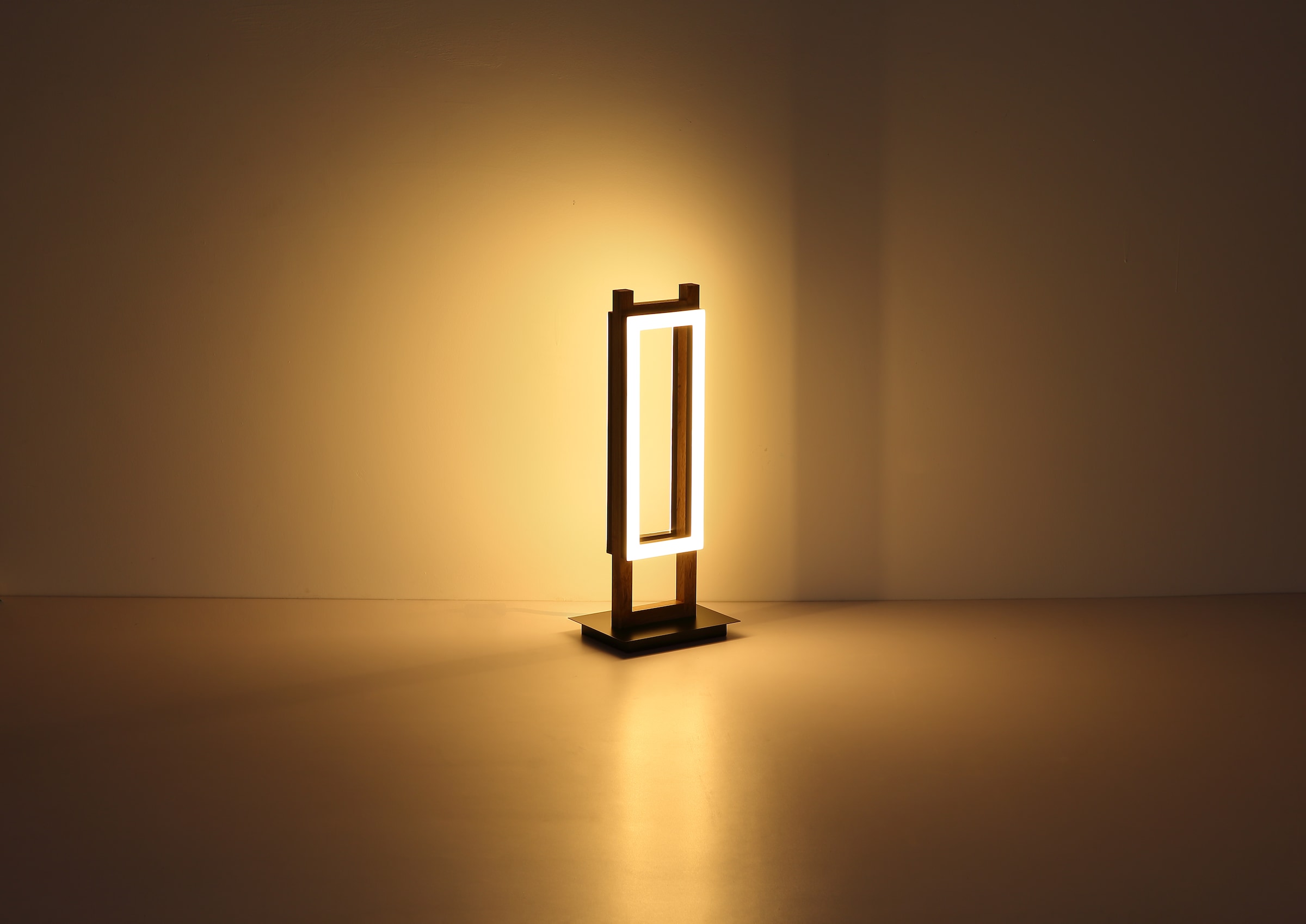 GLOBO LIGHTING LED Wandleuchte »ILLA«, Leuchtmittel LED-Modul | LED fest integriert, Wandlampe/schwarz/MDF dunkelbraun/BxH: 135x450mm