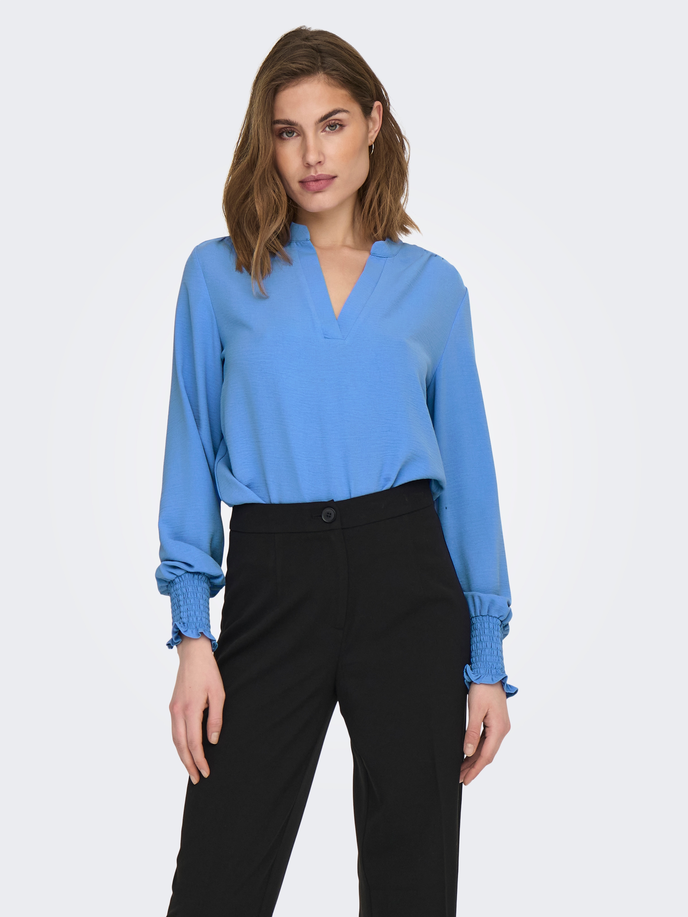 ONLY 1100000002199 "ONLMETTE V-NECK LS SMOCK TOP NOOS WVN" Kunstfaser, regular fit