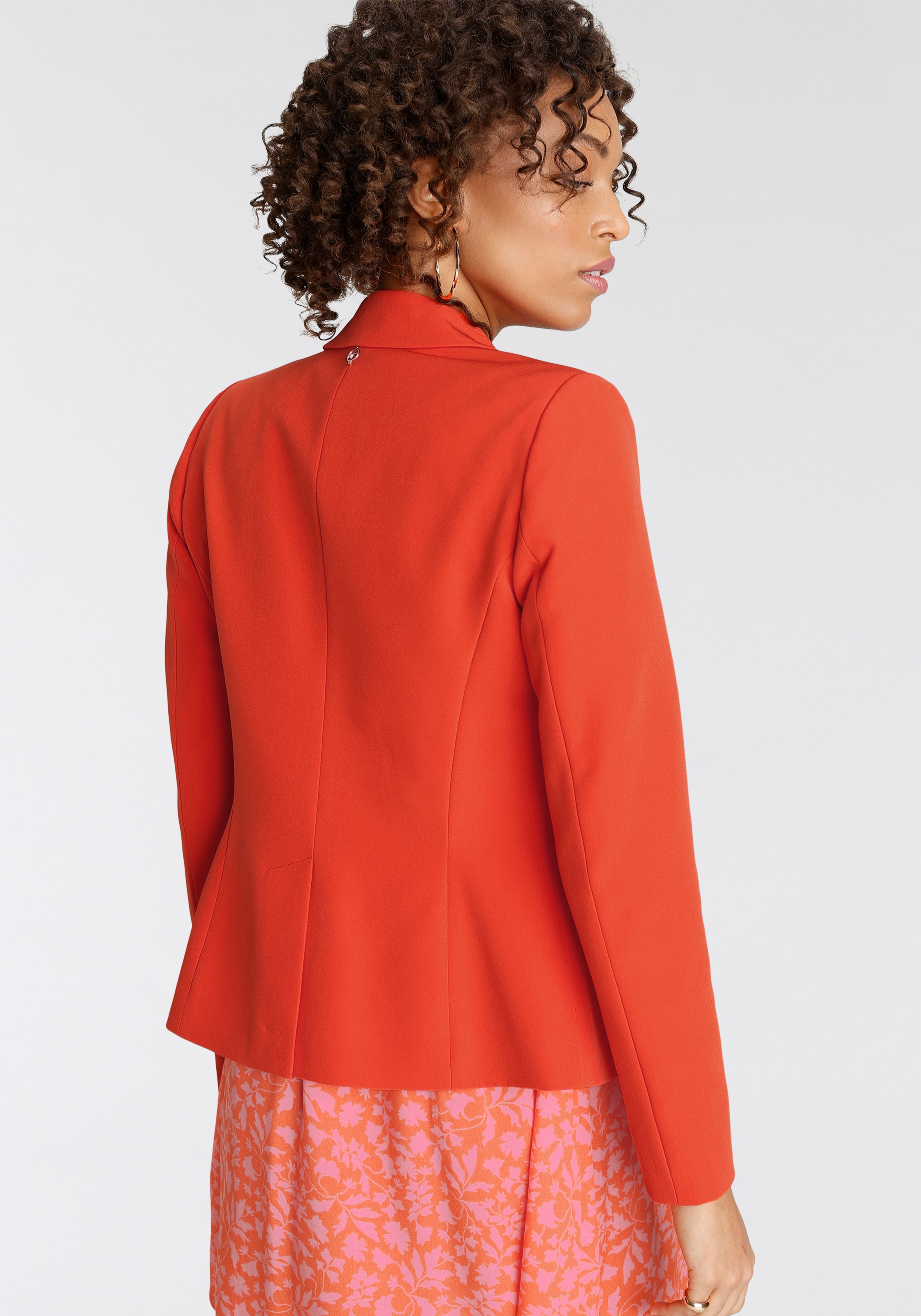 Thumbnail - Tamaris Kurzblazer, in Trendfarben - mit passender Anzugshose