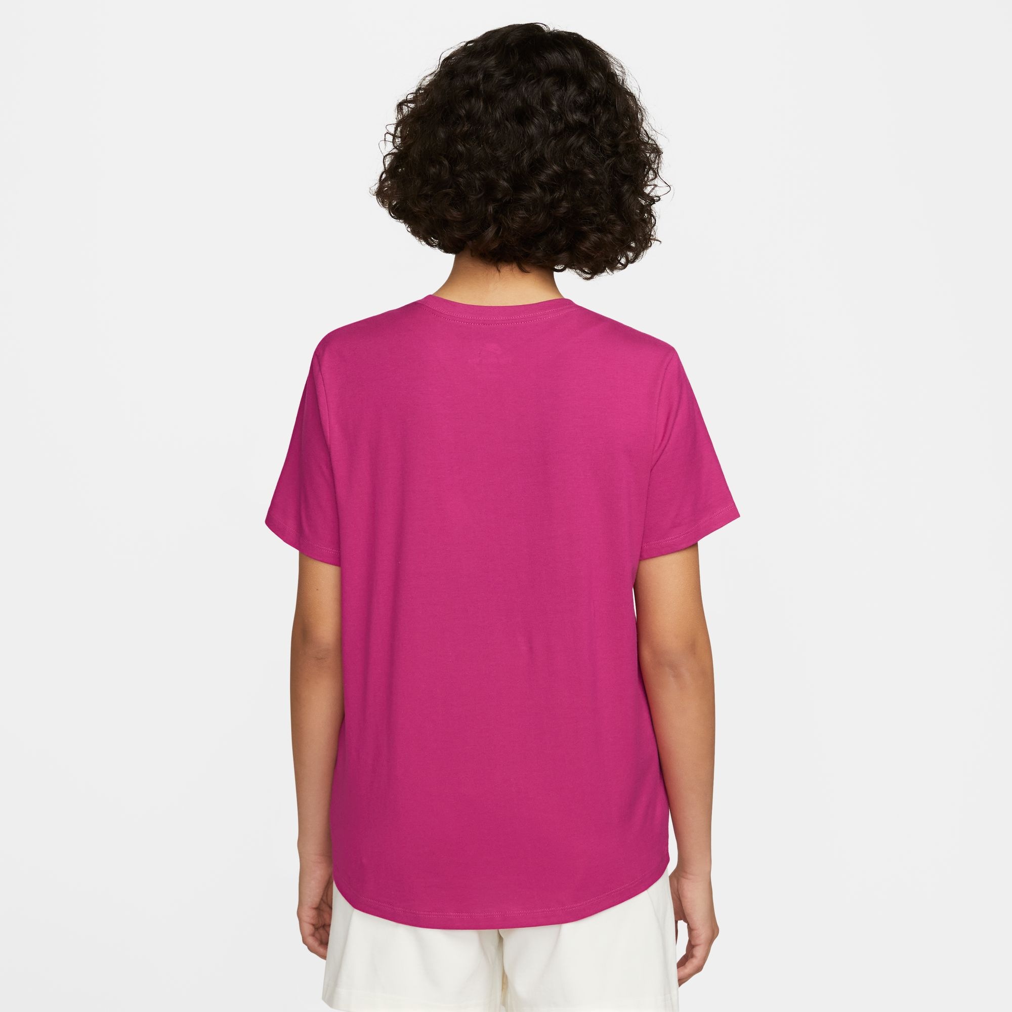 Nike Sportswear T-Shirt »ESSENTIALS WOMEN'S LOGO T-SHIRT«, Basic Damen T-Shirt mit Logo