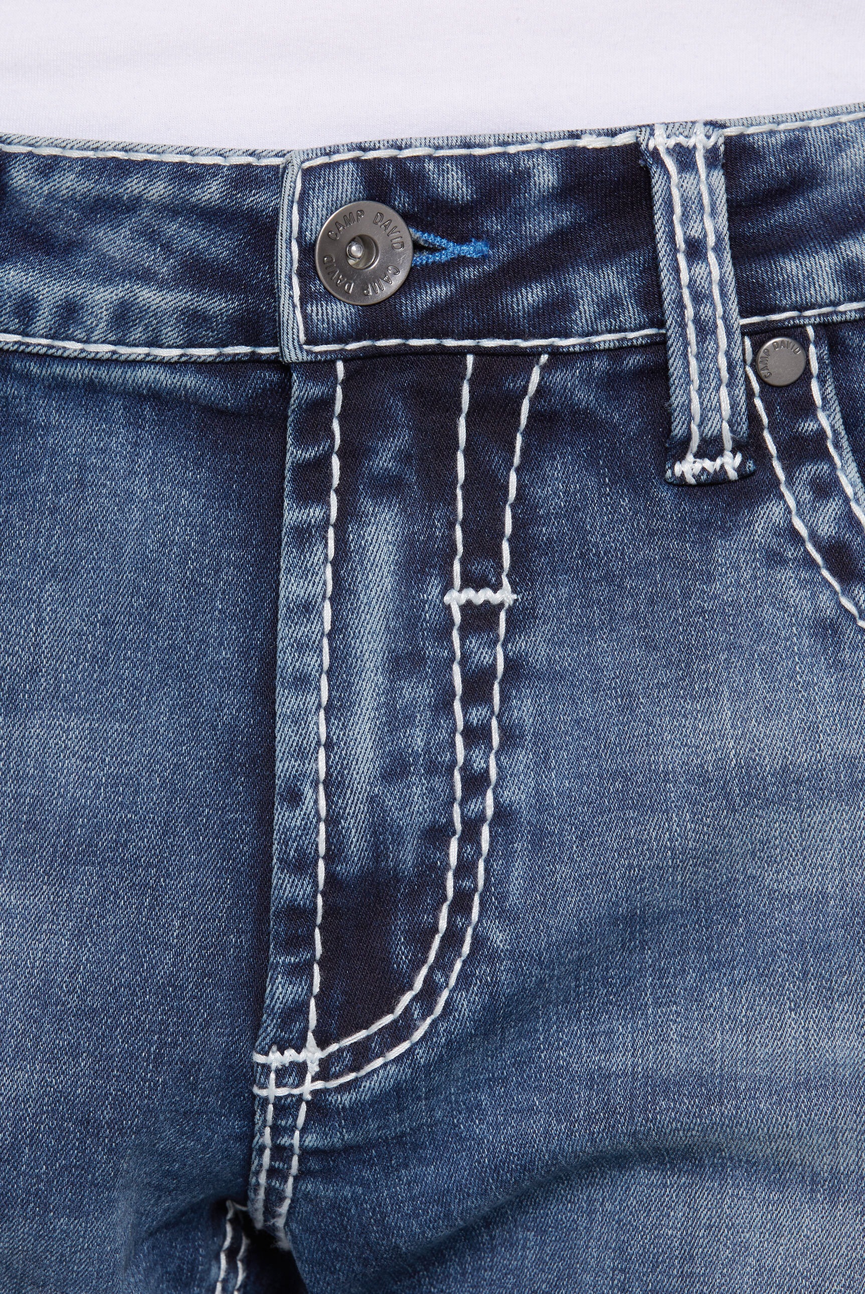 CAMP DAVID Jeansshorts, mit breiten Nähten