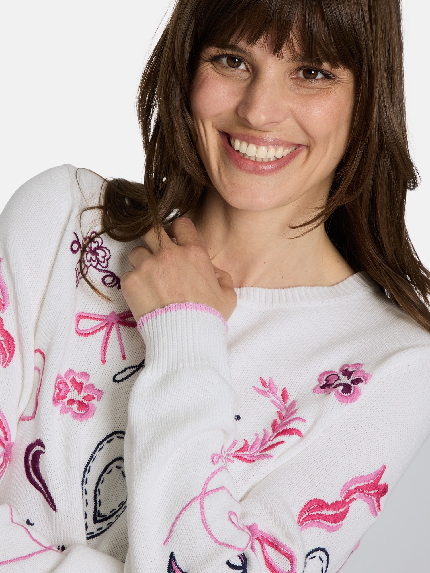 Thumbnail - Lieblingsstück Strickpullover "DoritaL" mit verspielten Stickereien