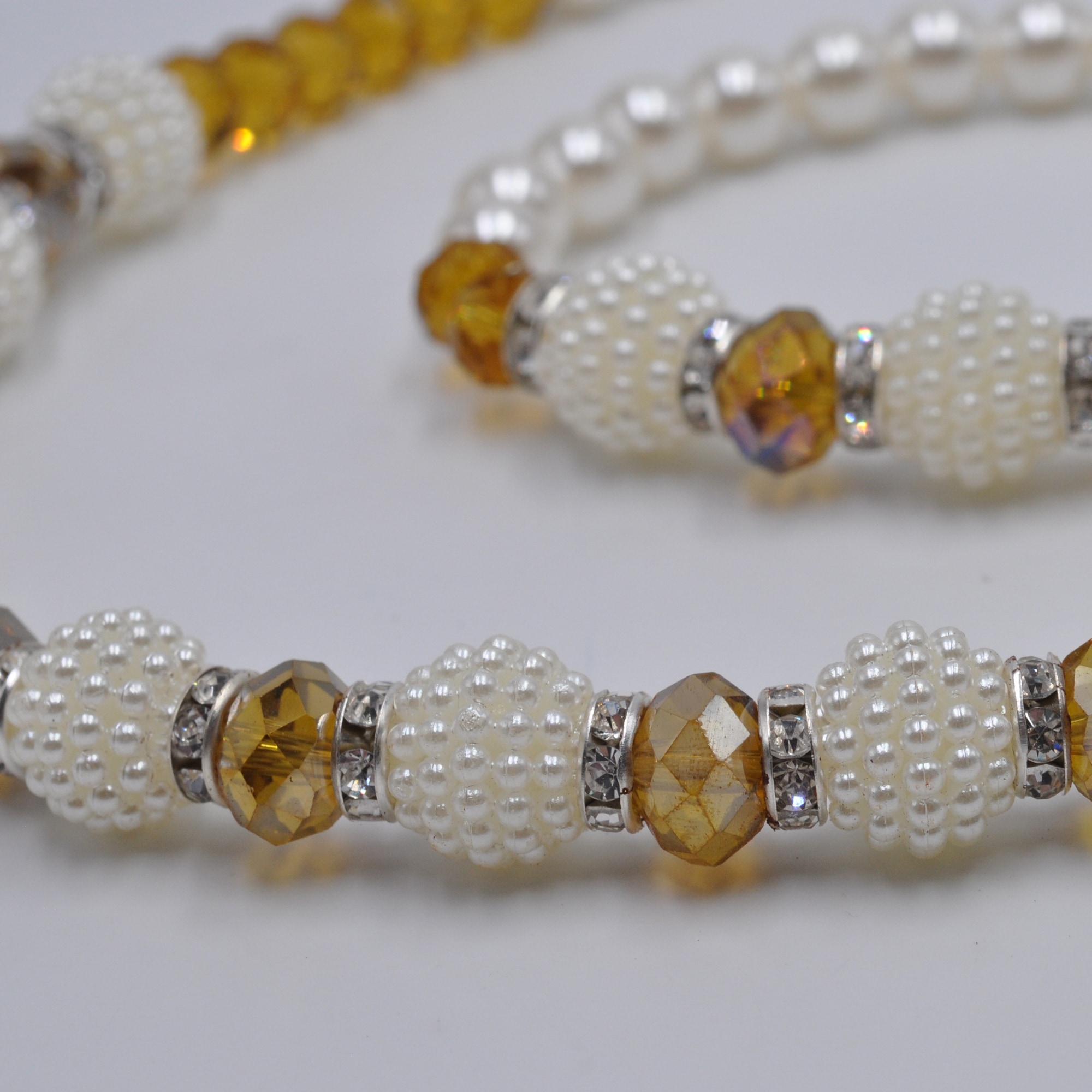 Steuer Collierkettchen »Metall Glasstein mittelbraun Glasperle weiß«