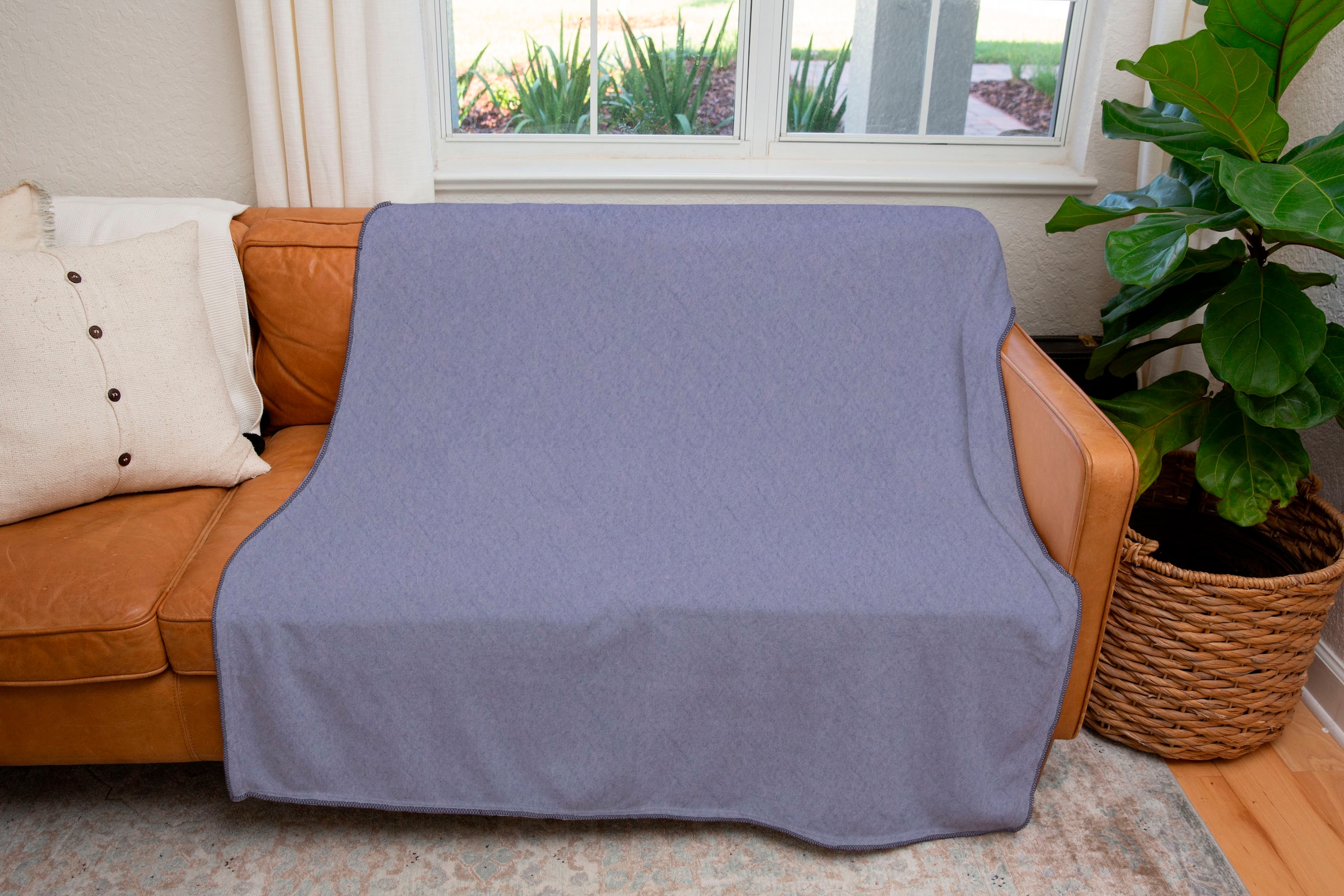 SETEX Tagesdecke »Kuscheldecke mit Ziernaht«, Weich und Kuschelig in allen Situationen