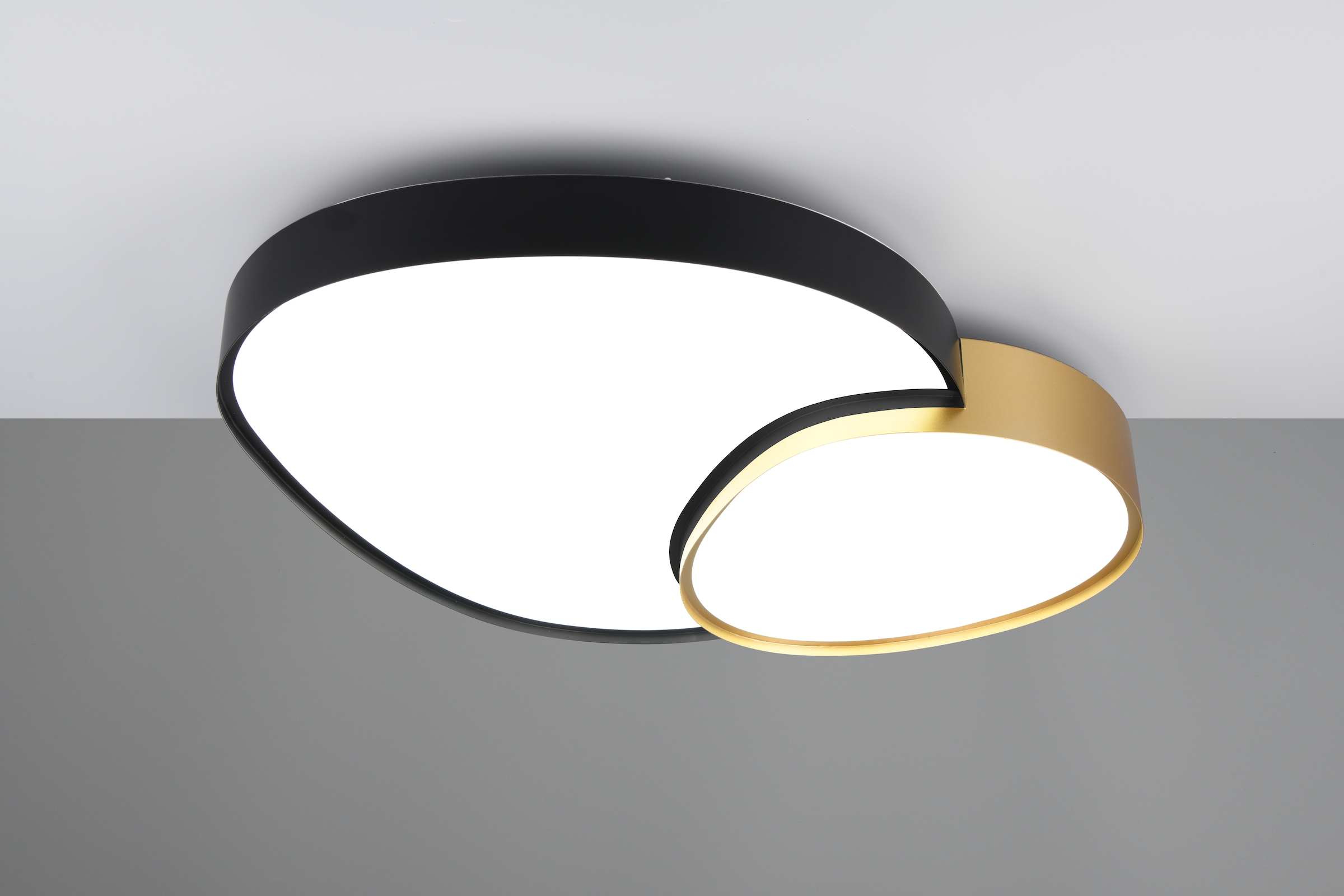 TRIO Leuchten LED Deckenleuchte »RISE, LED Deckenlampe 45W 5300 Lumen warmweiß bis kaltweiß 2700-6500K«, 1 flammig, Leuchtmittel LED-Board | LED fest integriert, Fernbedienung dimmbar Memoryfunktion Nachtlicht CCT Lichtfarbe wählbar