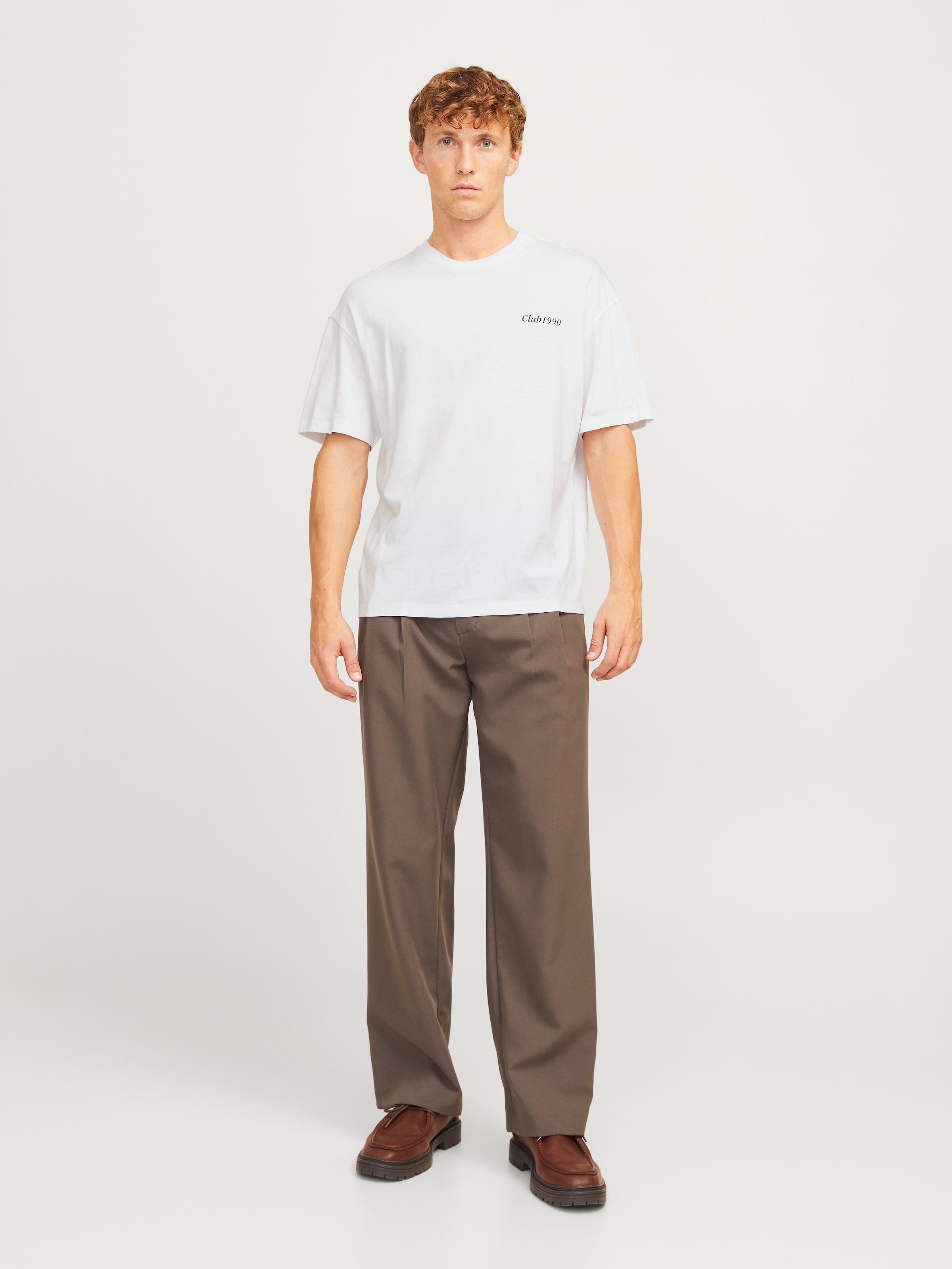 Jack & Jones Rundhalsshirt »JJEBRADLEY GRAPHIC TEE SS O-NECK NOOS«, mit Front und Back Print