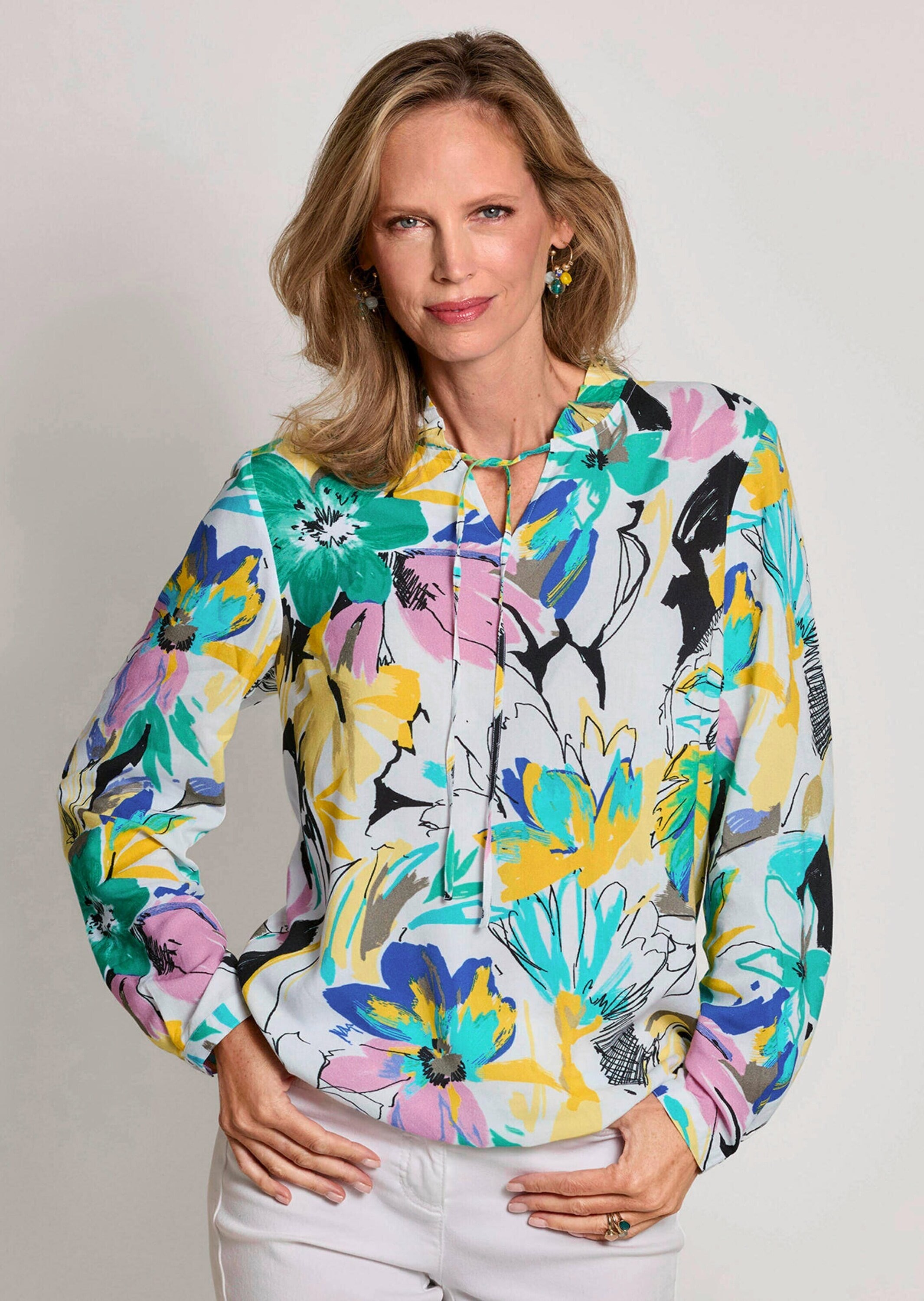 GOLDNER Schlupfbluse »Viskosebluse mit Blumenprint« Sattel im Rückteil