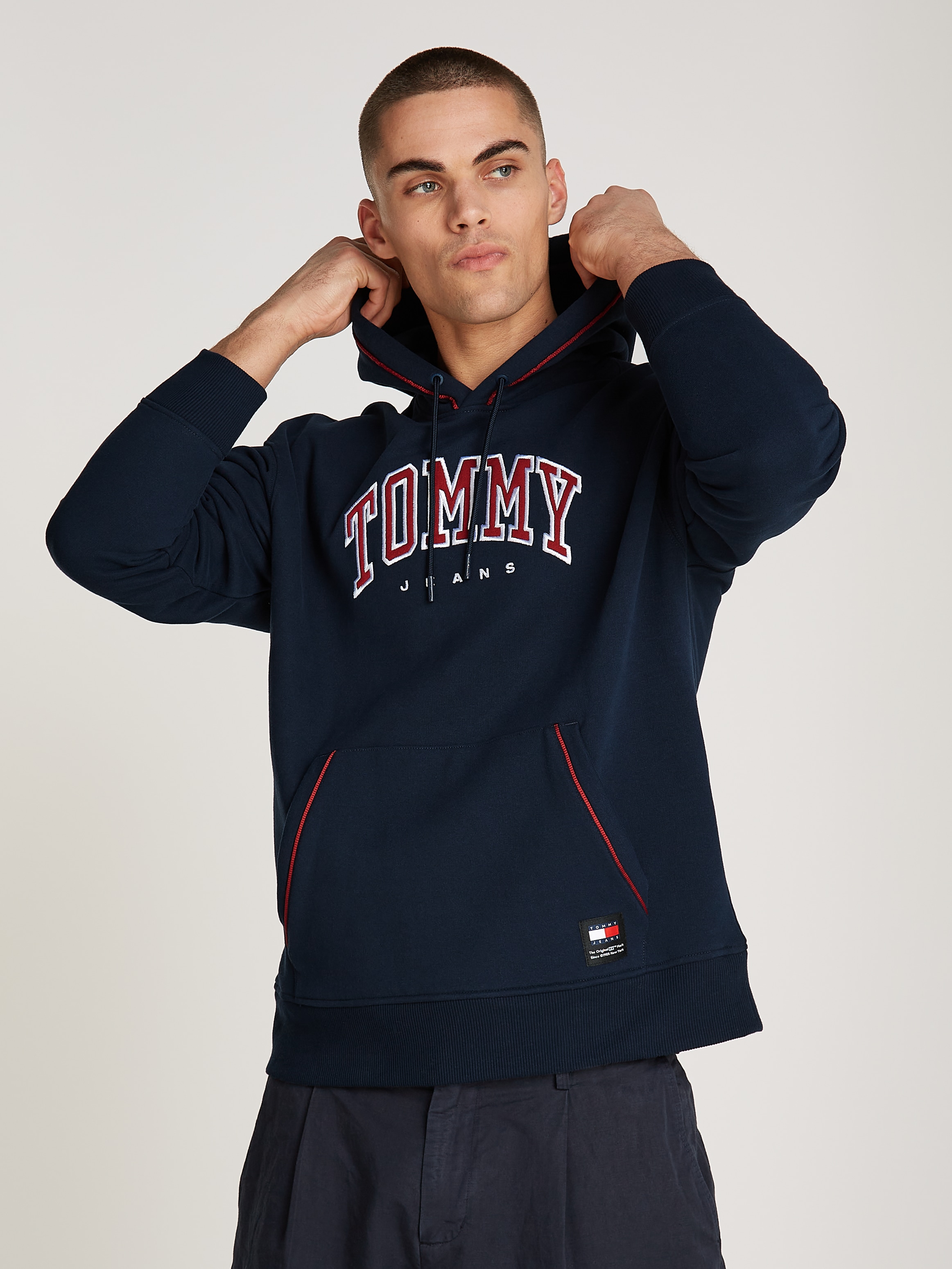 Tommy Jeans Hoodie "TJM RLX VARSITY PIPPING HOOD EXT"