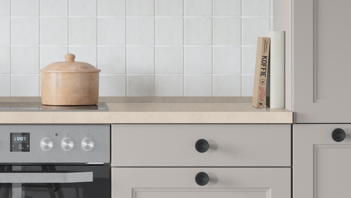 nobilia® Abschlussleiste »WAP« zum Anschrauben, kürzbar, Maße: 200/400 x 2,5 x 2,5 cm