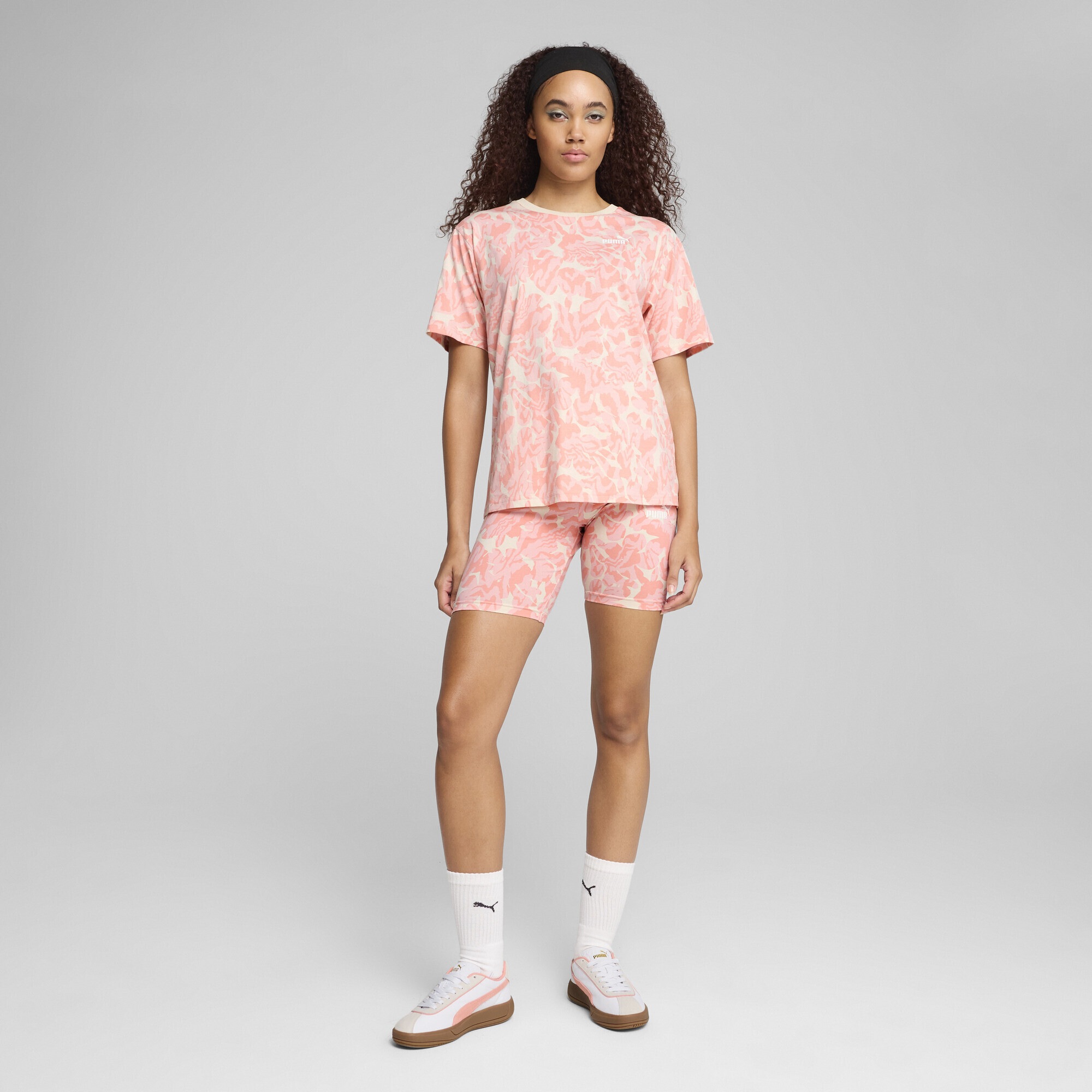 PUMA T-Shirt »ESS NATURE 2.0 Relaxed AOP T-Shirt Damen«