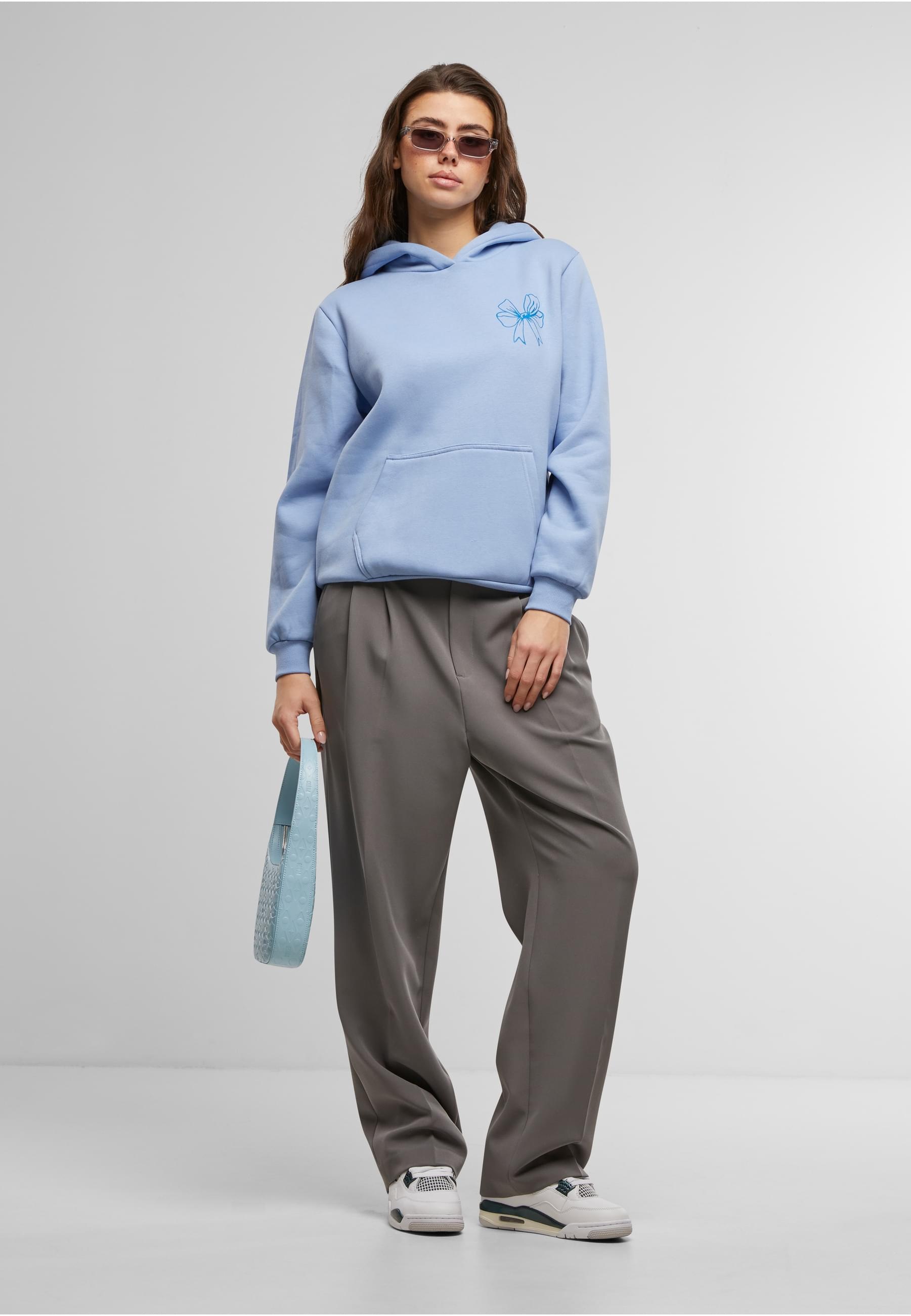 Miss Tee Kapuzenpullover »Miss Tee Good Vibes Bow Ladies Fluffy Hoody«, (1 tlg.)