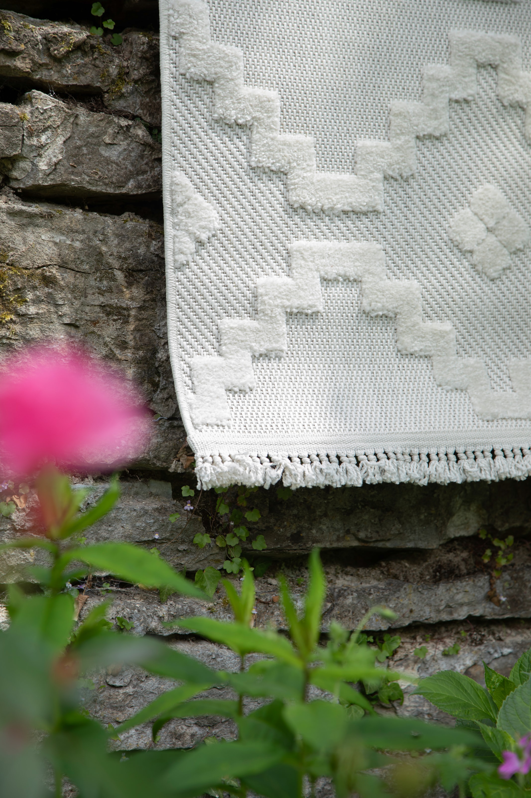 SCHÖNER WOHNEN-Kollektion Teppich »Summer 6352« rechteckig 6 mm Höhe In- und Outdoor geeignet, Hoch Tief Struktur, Robuster Teppich