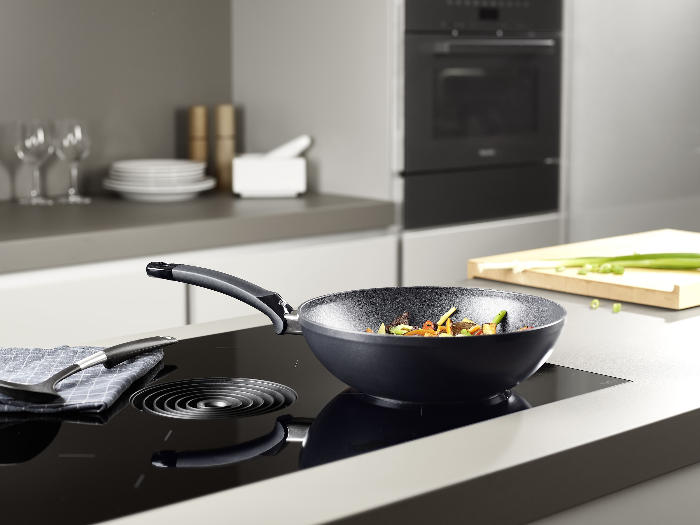 Fissler Wok »Adamant®«, Aluminium, (1 tlg.), kratzfest, Made in Germany
