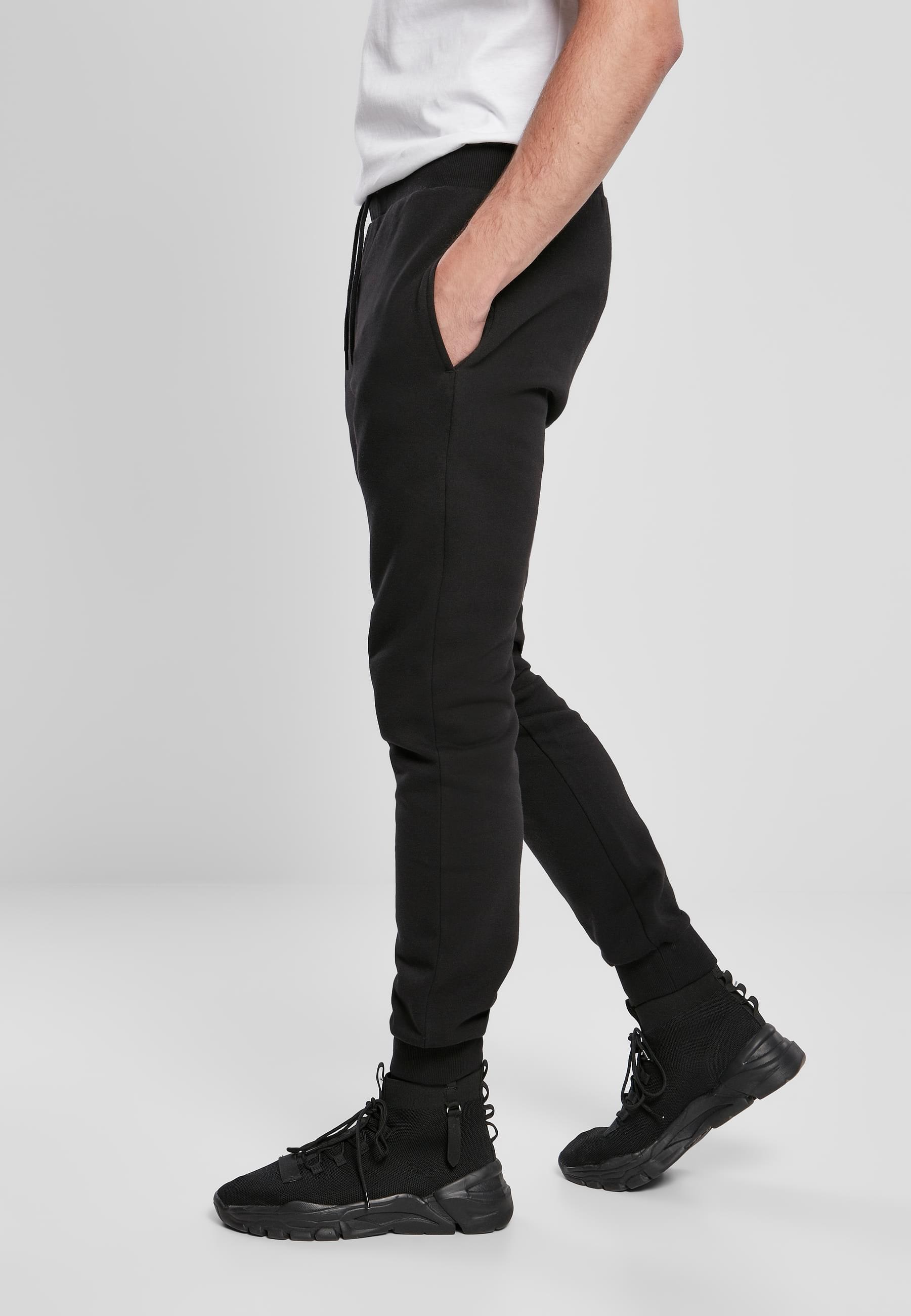 URBAN CLASSICS Jogginghose »Urban Classics Herren Organic Basic Sweatpants«, (1 tlg.)