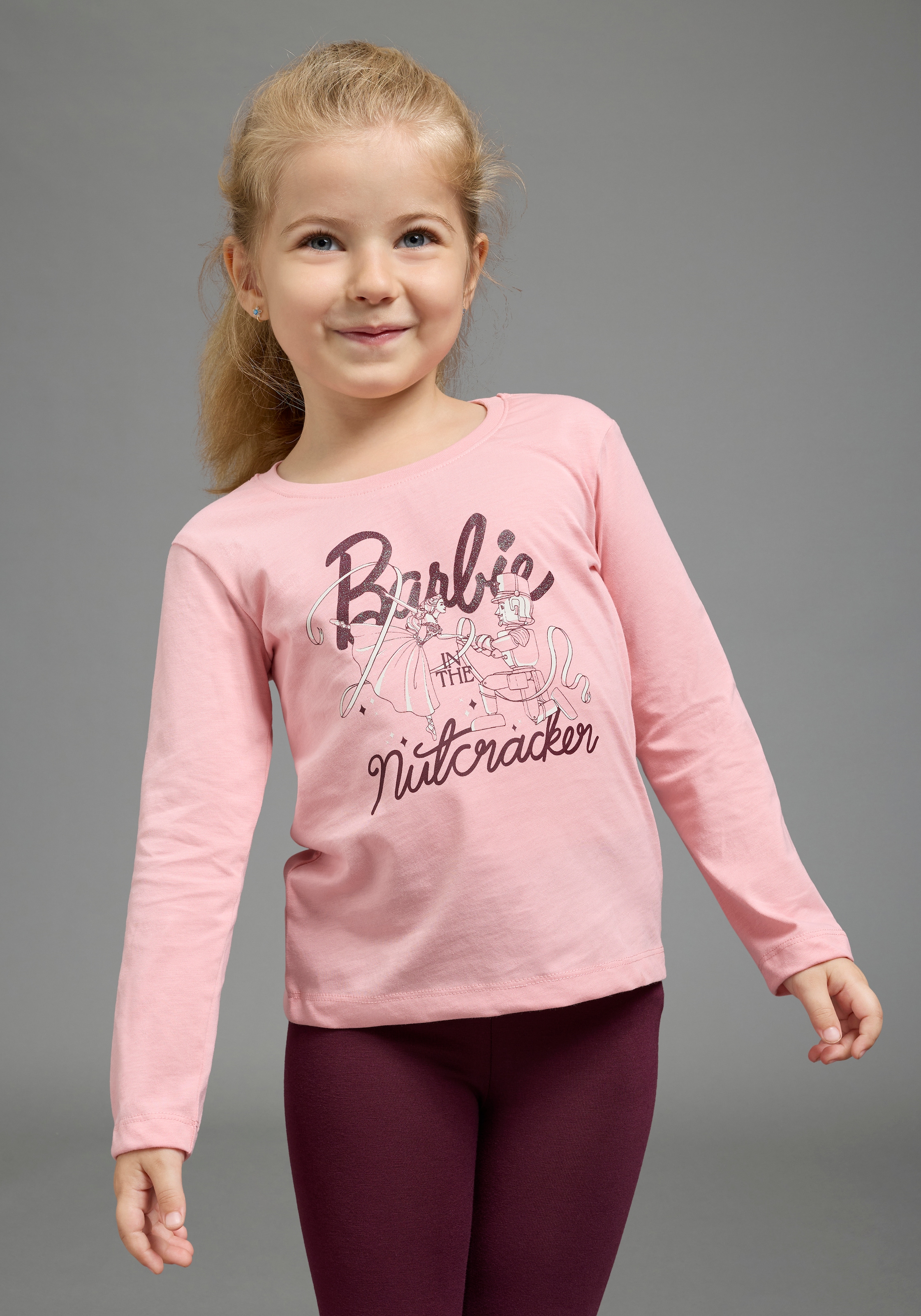 KIDSWORLD Langarmshirt "BARBIE Glitzerdruck Shirt, Mattel" BARBIE Nussknacker Shirt, hüftlange Basic-Passform, Langarm-Design