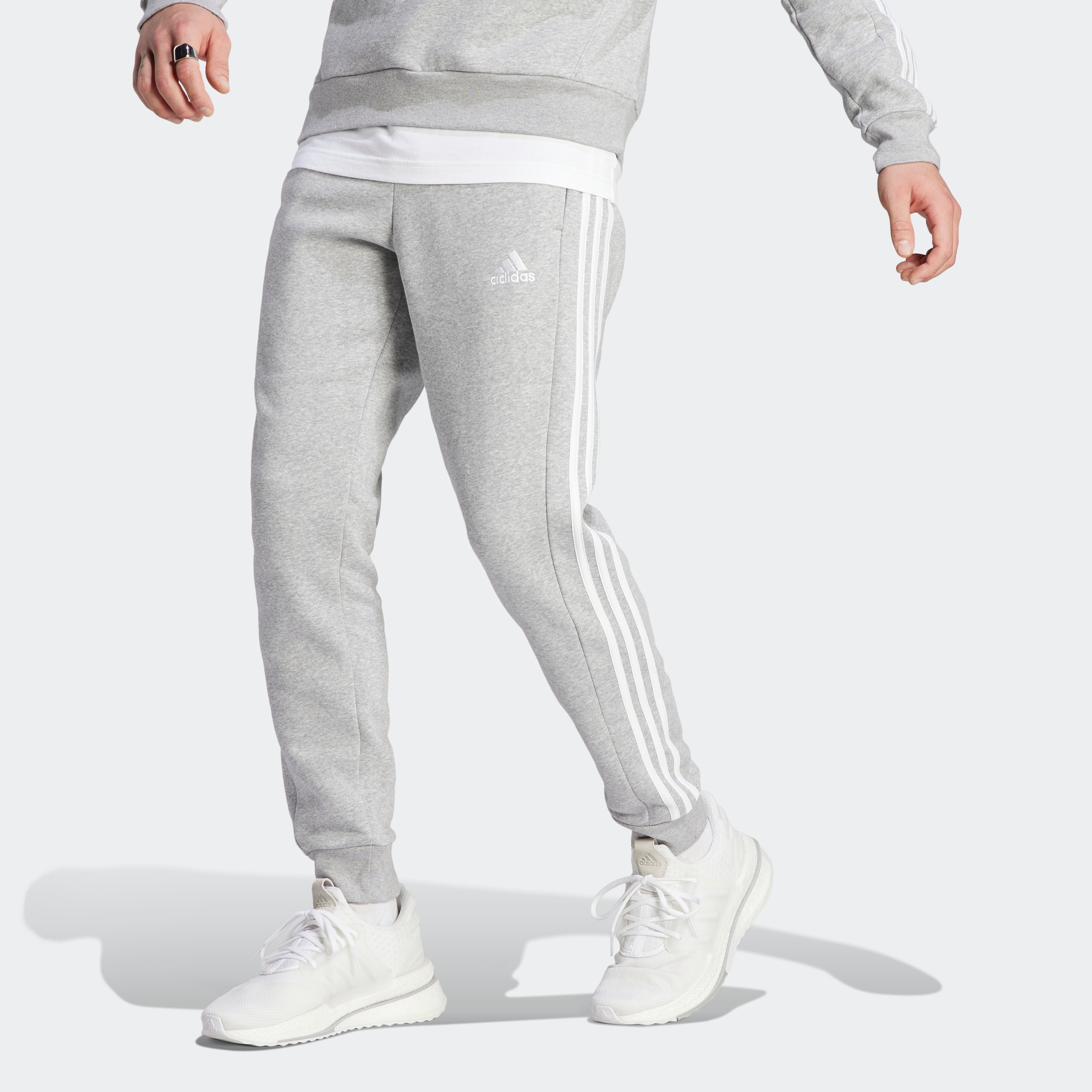 adidas Sportswear Sporthose "ESSENTIALS 3STREIFEN TAPERED CUFF HOSE", (1 tl günstig online kaufen