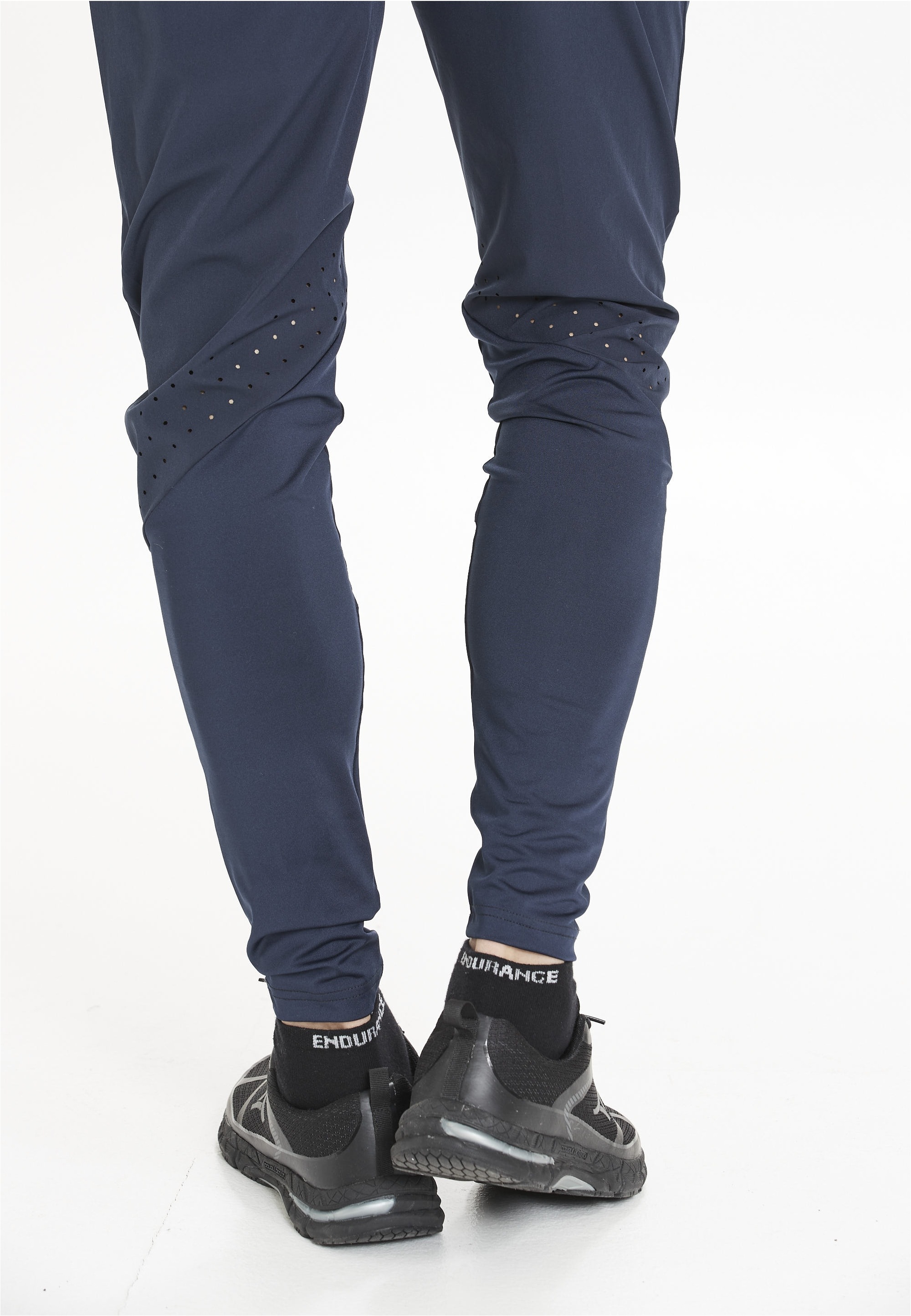 Virtus Sweathose »BLAG V2«, mit atmungsaktivem 4-Wege-Funktionsstretch