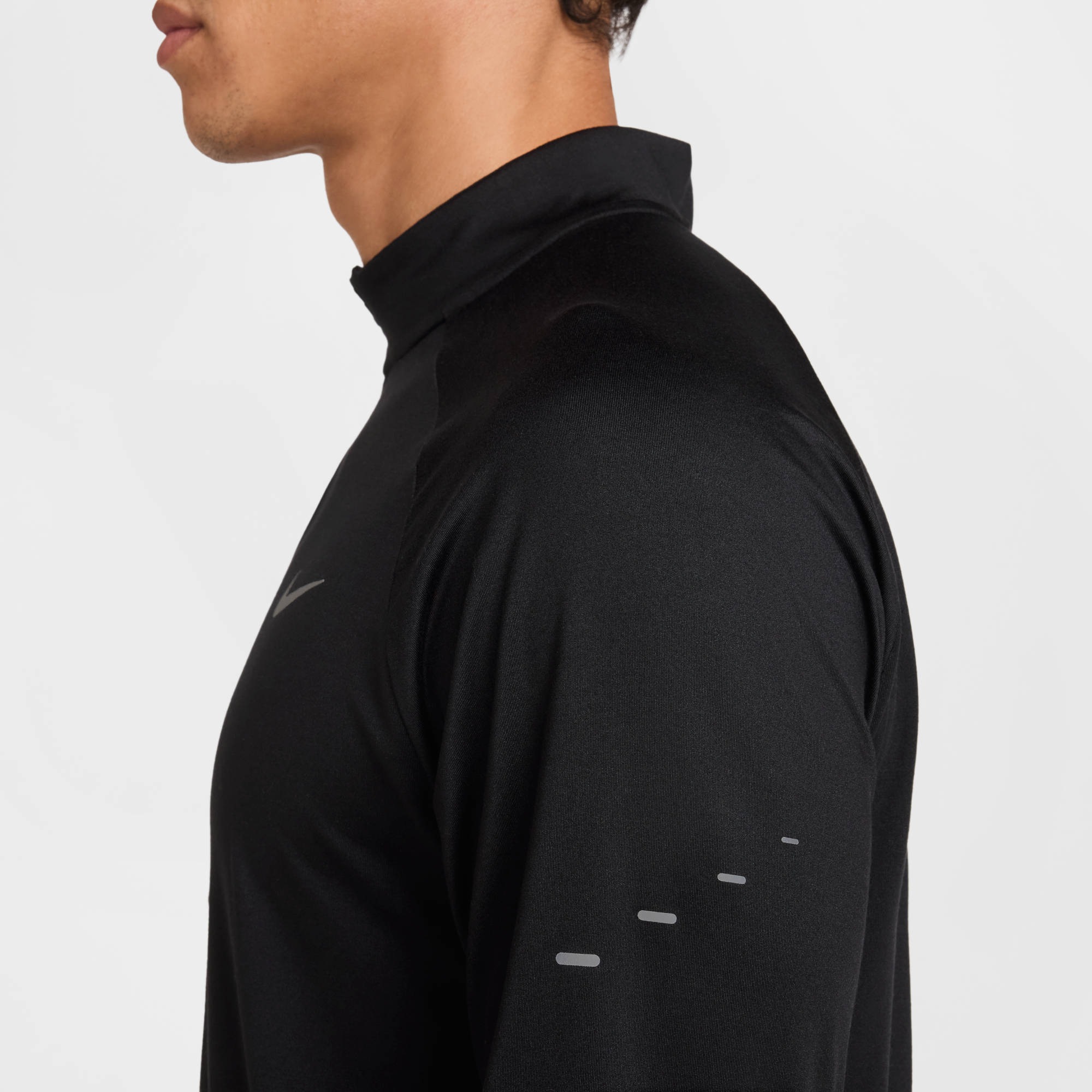 Laufshirt NIKE "M NK DF STRIDE HZ MIDLAYER", Herren, Gr. L, schwarz, reflective silv, Obermaterial: 88% Polyester, 12% Elasthan, normal, Rundhals, Shirts Laufshirt 3