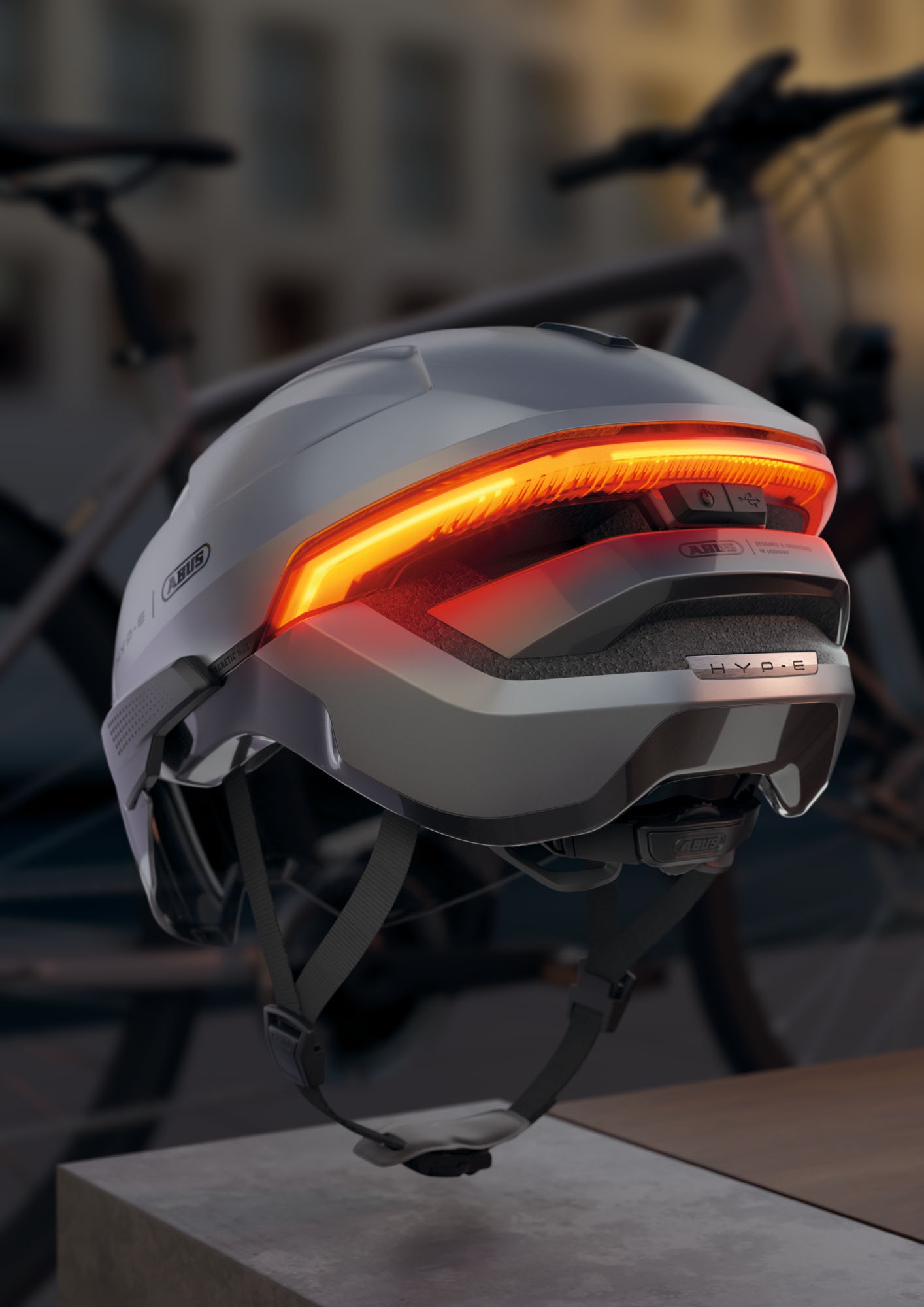 ABUS Fahrradhelm »HYP-E BL.ACE«