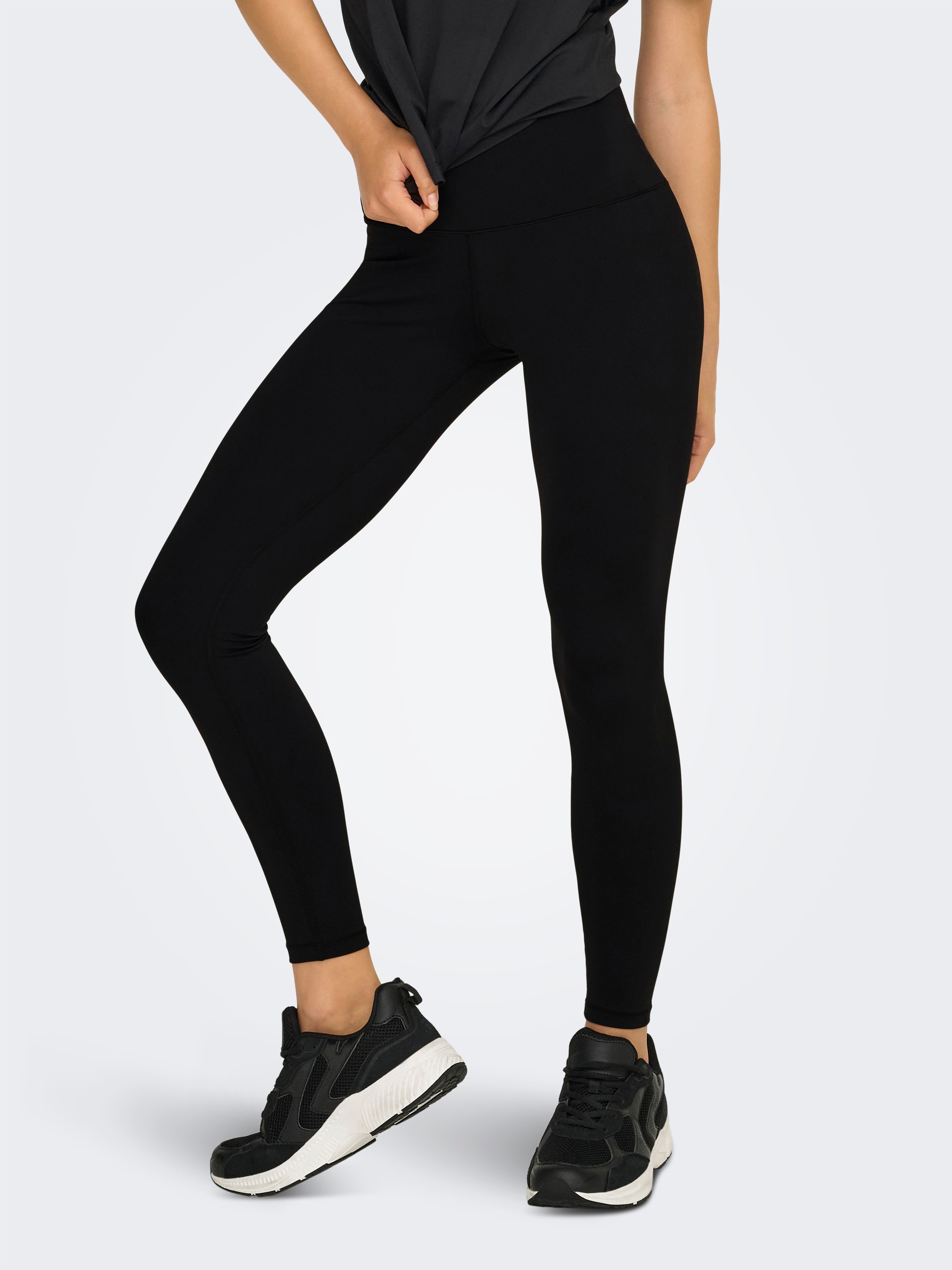 ONLY Play Funktionstights "ONPJAM-2-MINA LIFE XHW PCK TIGHTS NOOS" aus Polyester und Elasthan, elastische Passform, schnell trocknend
