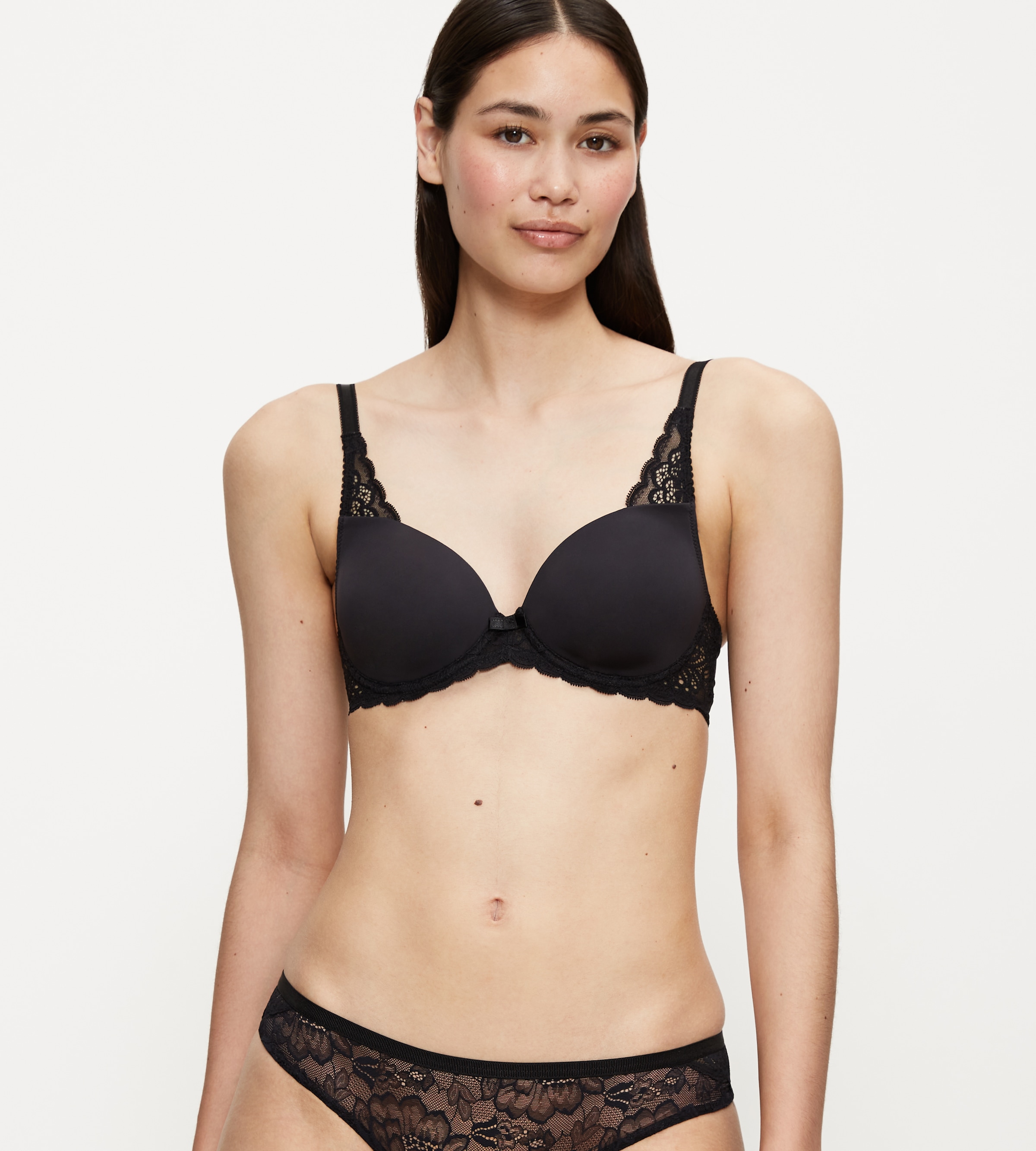 Bügel-BH TRIUMPH "Amourette Spotlight WHP X", Damen, Gr. 85, Cup A, schwarz, Microtouch, Obermaterial: 49% Polyamid, 34% Polyester, 17% Elasthan, unifarben, BHs Bügel-BH, florales Spitzen-Design, leichte Polsterung, formende Bügel 5