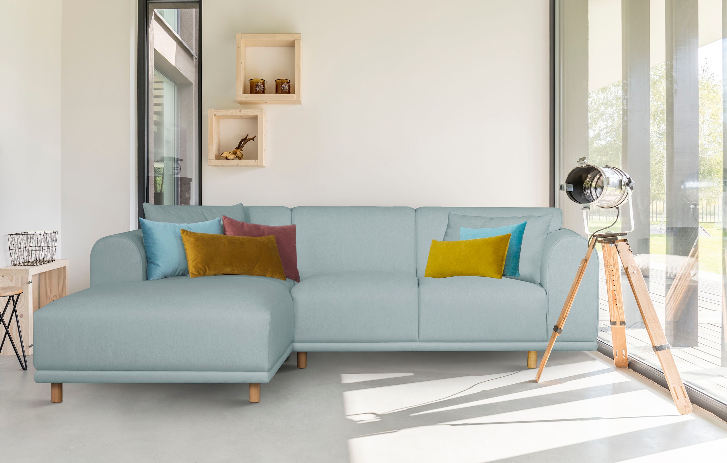 andas Ecksofa »Maroon L-Form«, in skandinavischem Design, mit losen Kissen