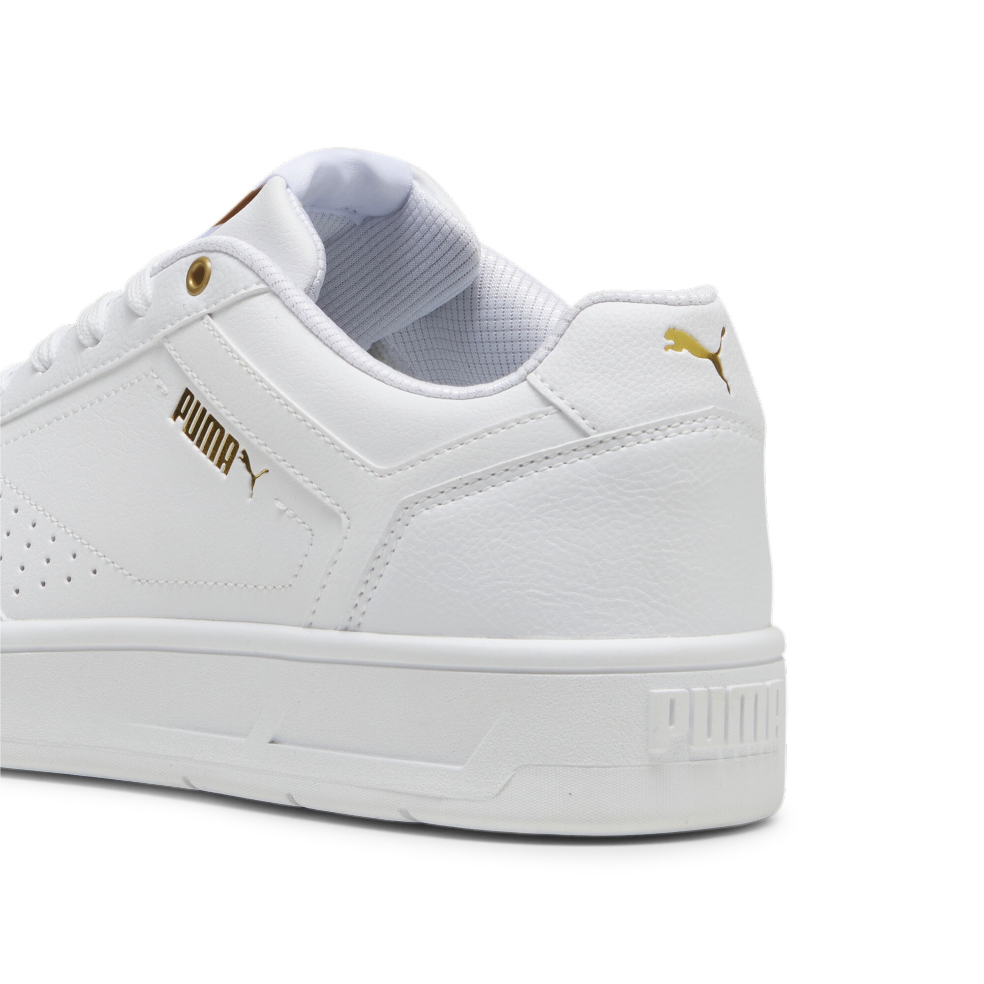 PUMA Sneaker »COURT CLASSIC«
