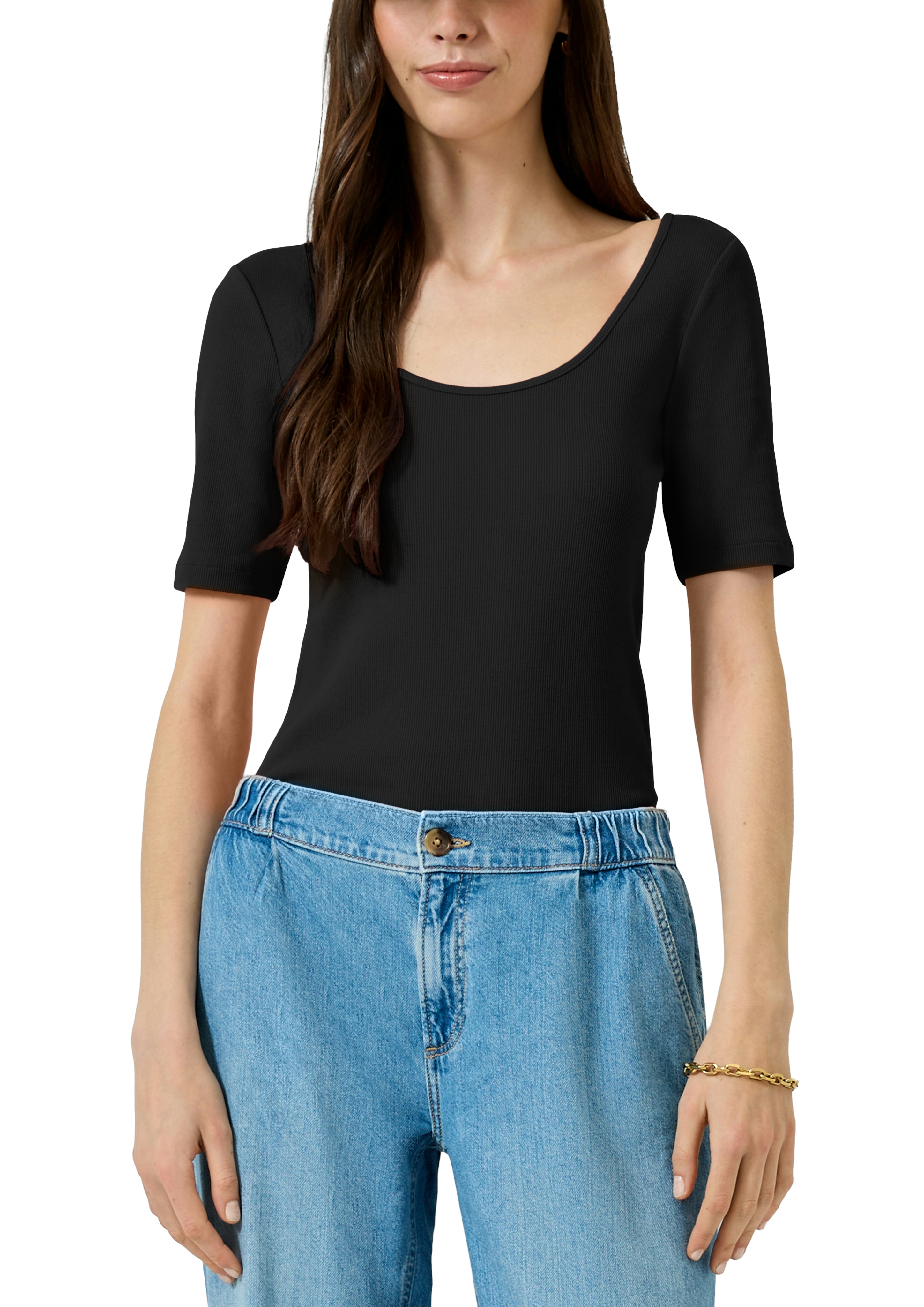QS Rundhalsshirt Sommershirt mit weitem Rundhals vorn und hinten