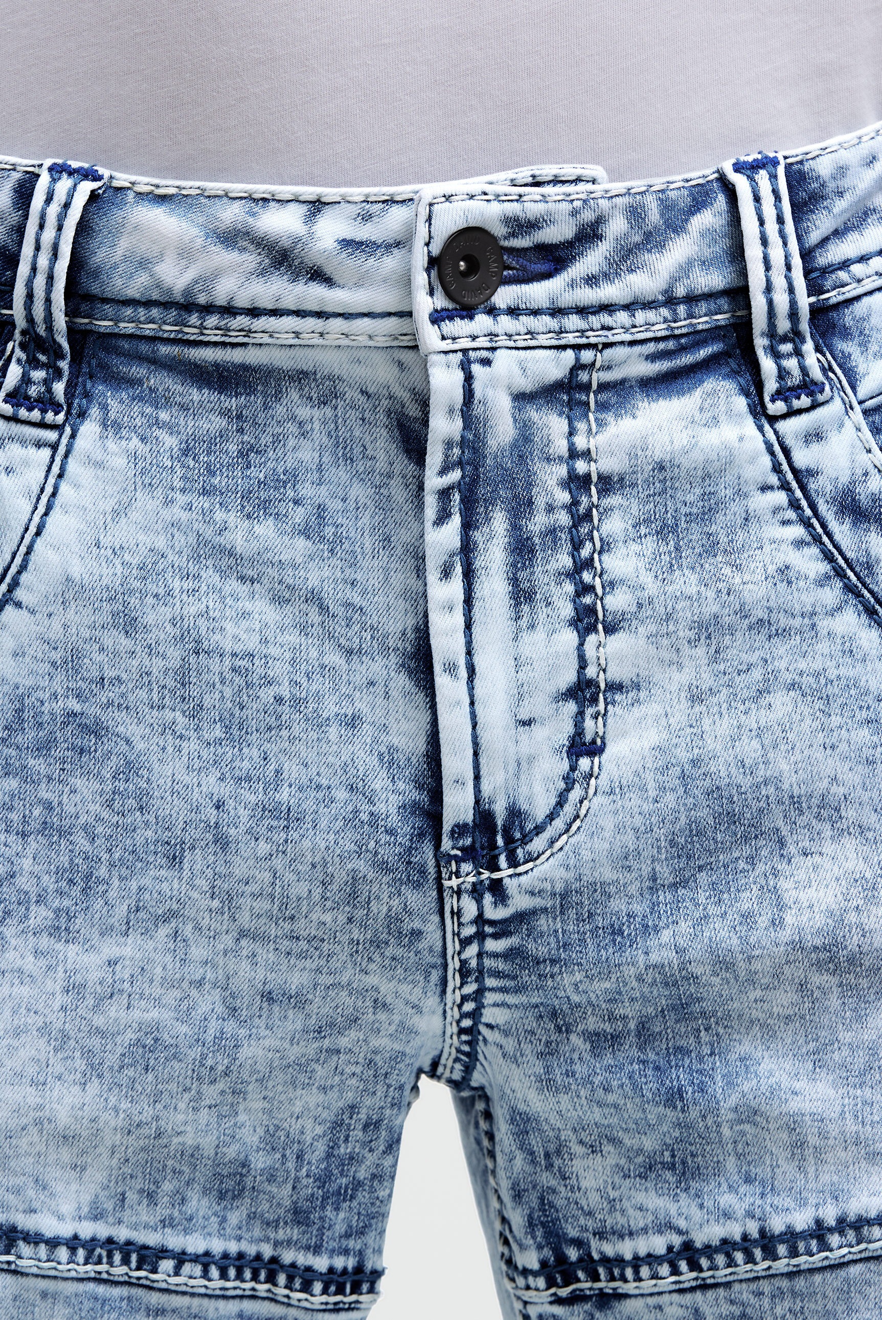 CAMP DAVID Jeansshorts mit Teilungsnähten