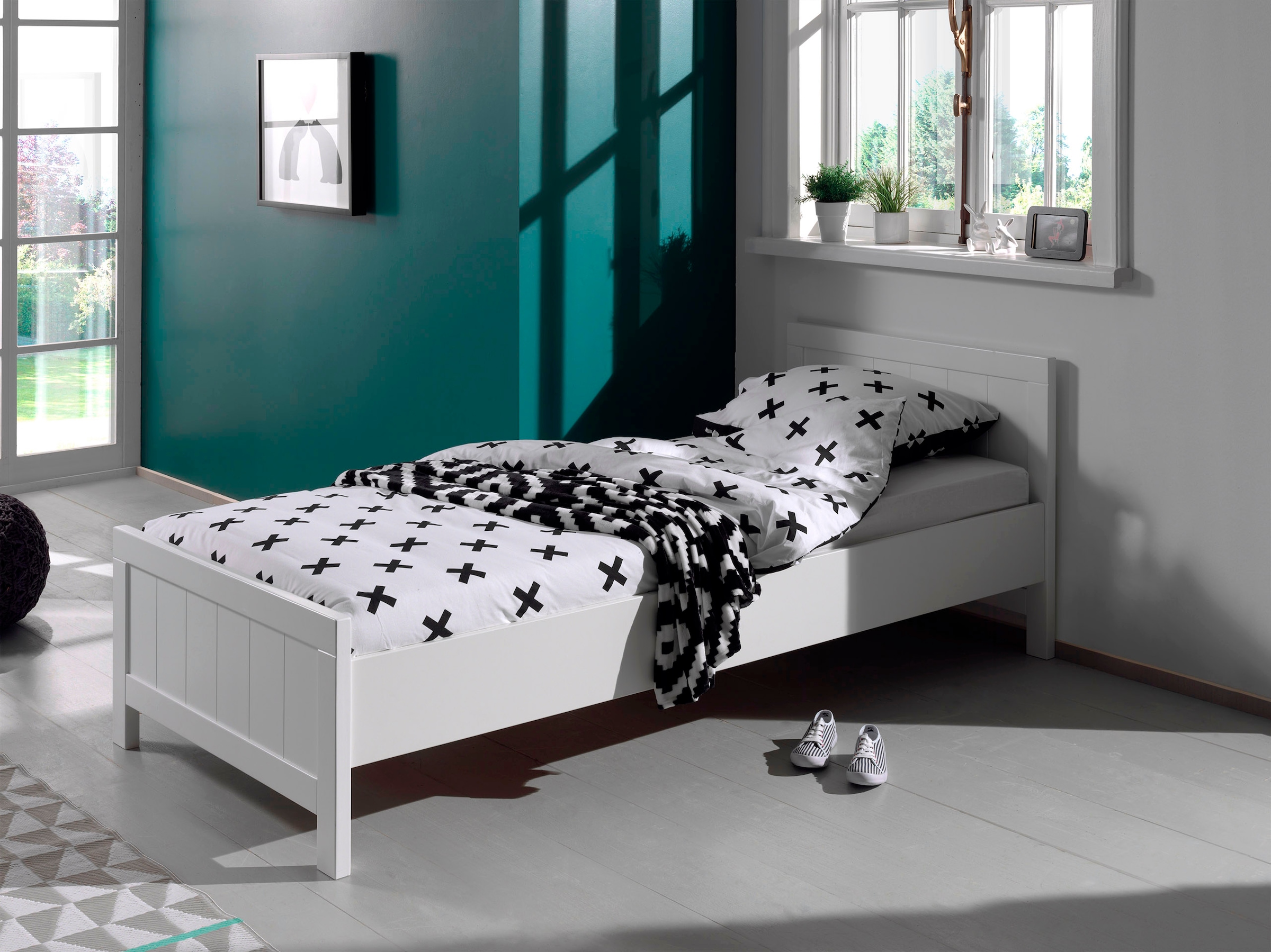 Vipack Einzelbett, (Made in Europe), Einzelbett in Landaus Optik mit Liegefläche 90 x 200 cm, Weiß lackiert