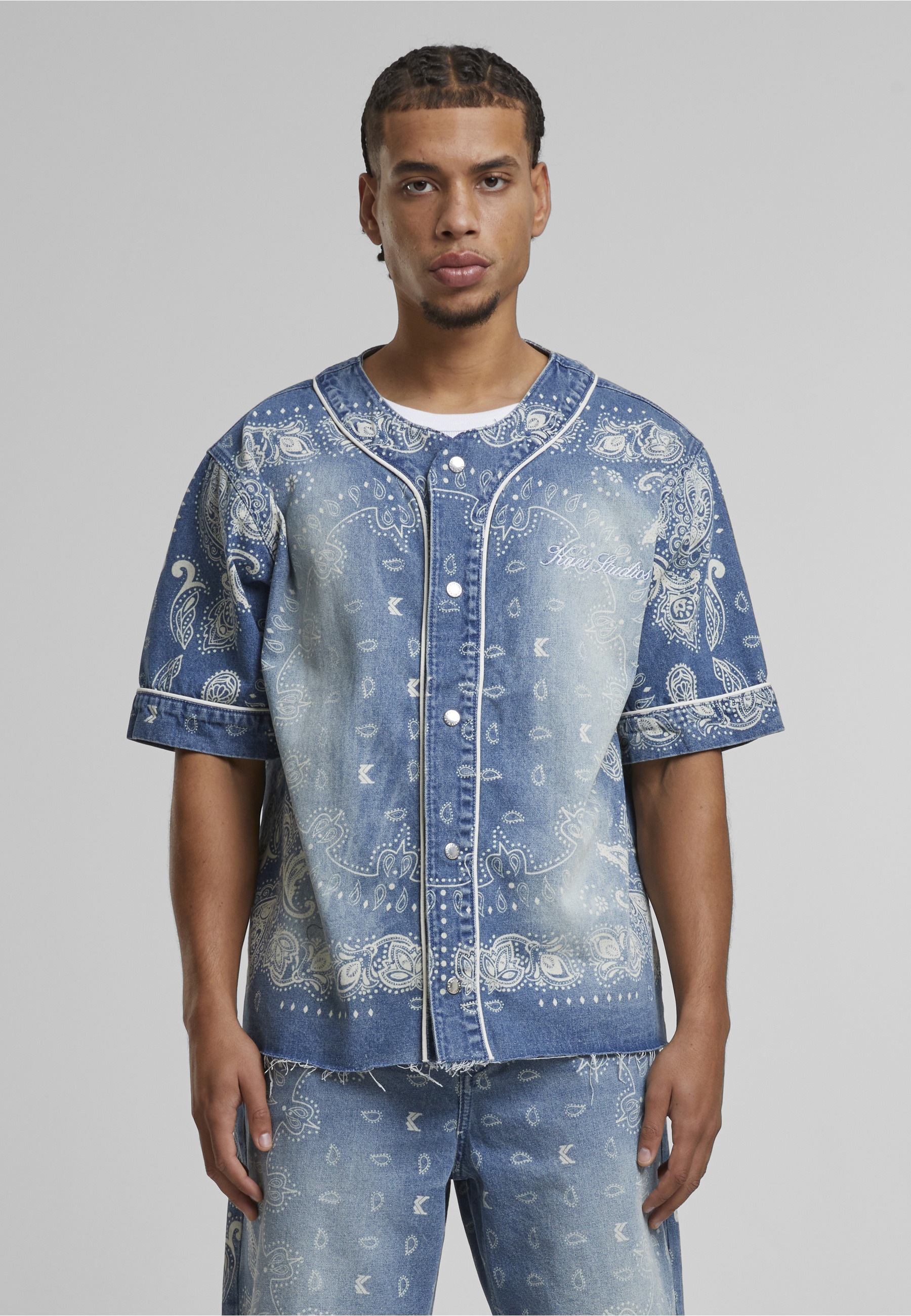 Karl Kani Kurzarmshirt »Karl Kani Kani Paisley Denim Baseball Shirt« 1 Stk.