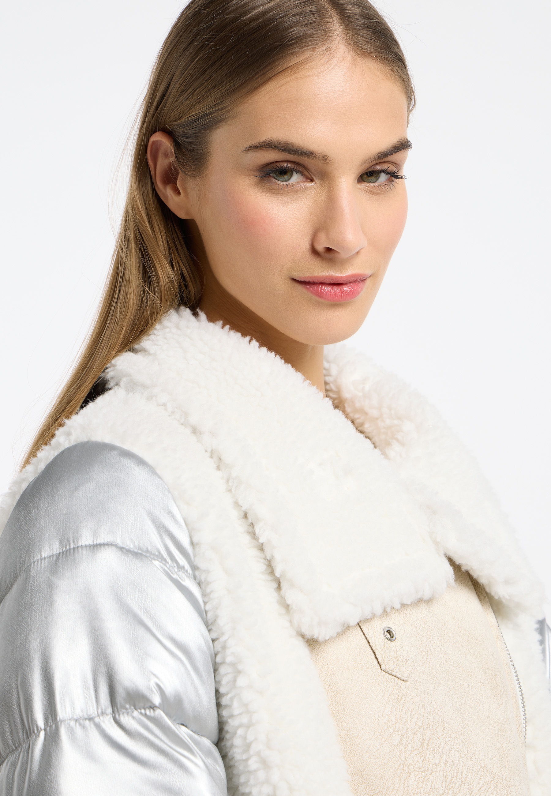 Frieda & Freddies Winterjacke »Fake Fur Jacket / Fiona«, mit dezenten Farbdetails