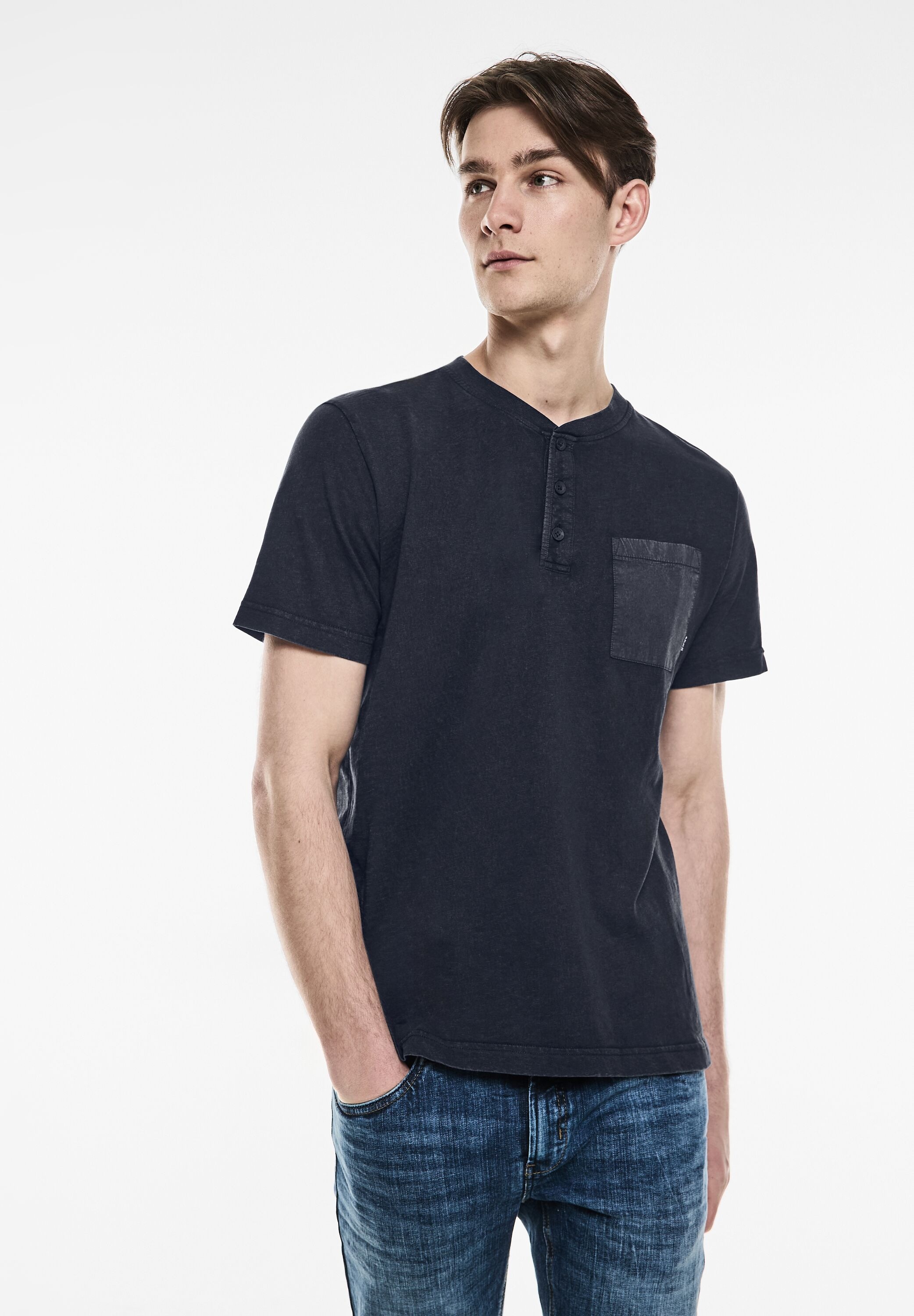 STREET ONE MEN T-Shirt, mit Brusttaschen und Knopfleiste günstig online kaufen