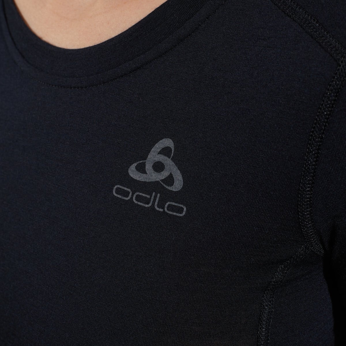Odlo Funktionsshirt »BL TOP crew neck l/s-MERINO 200« Kurzarm, Rundhalsausschnitt, schnell trocknend, atmungsaktiv