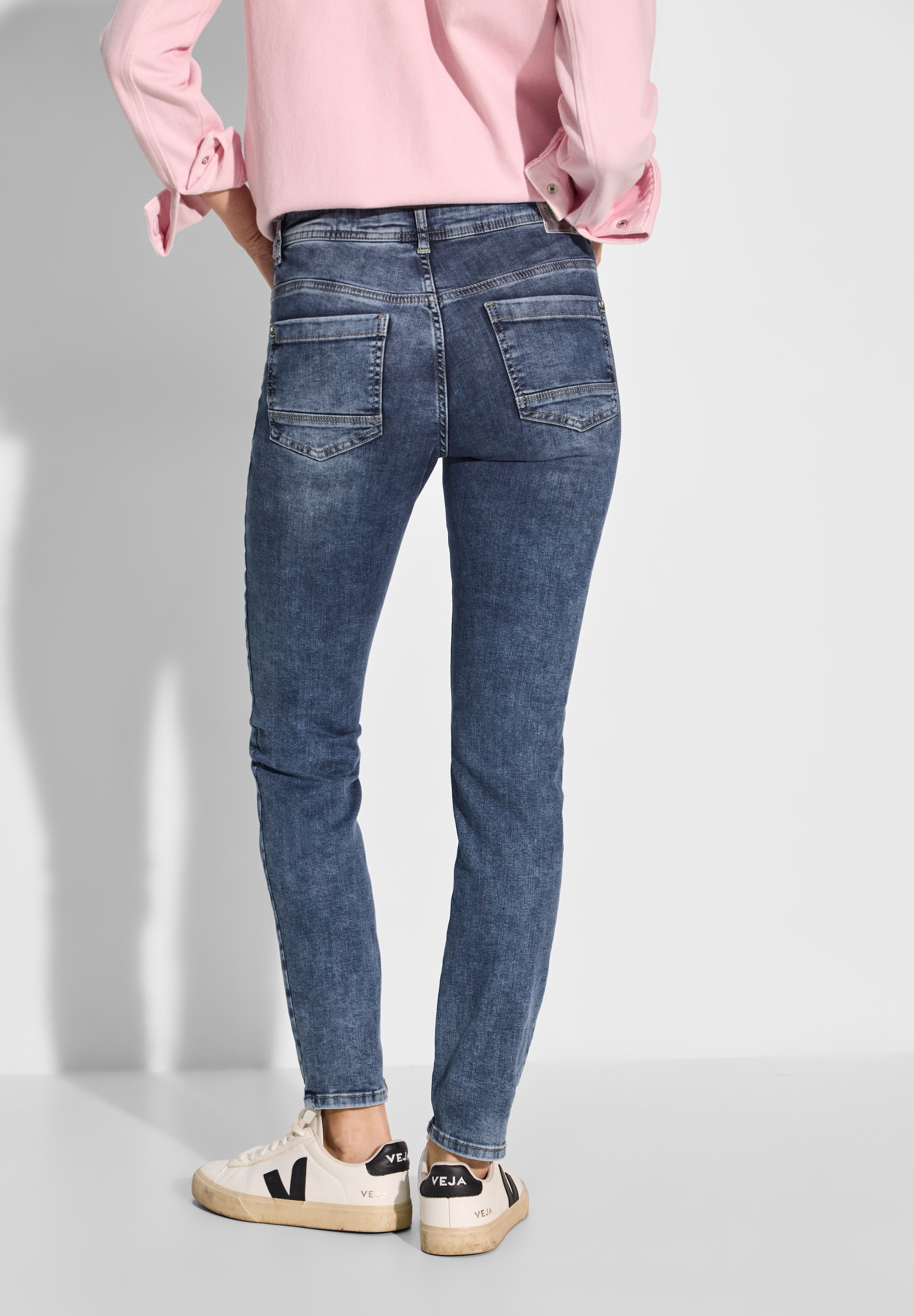 Cecil Slim-fit-Jeans, in dunkelblauer Waschung