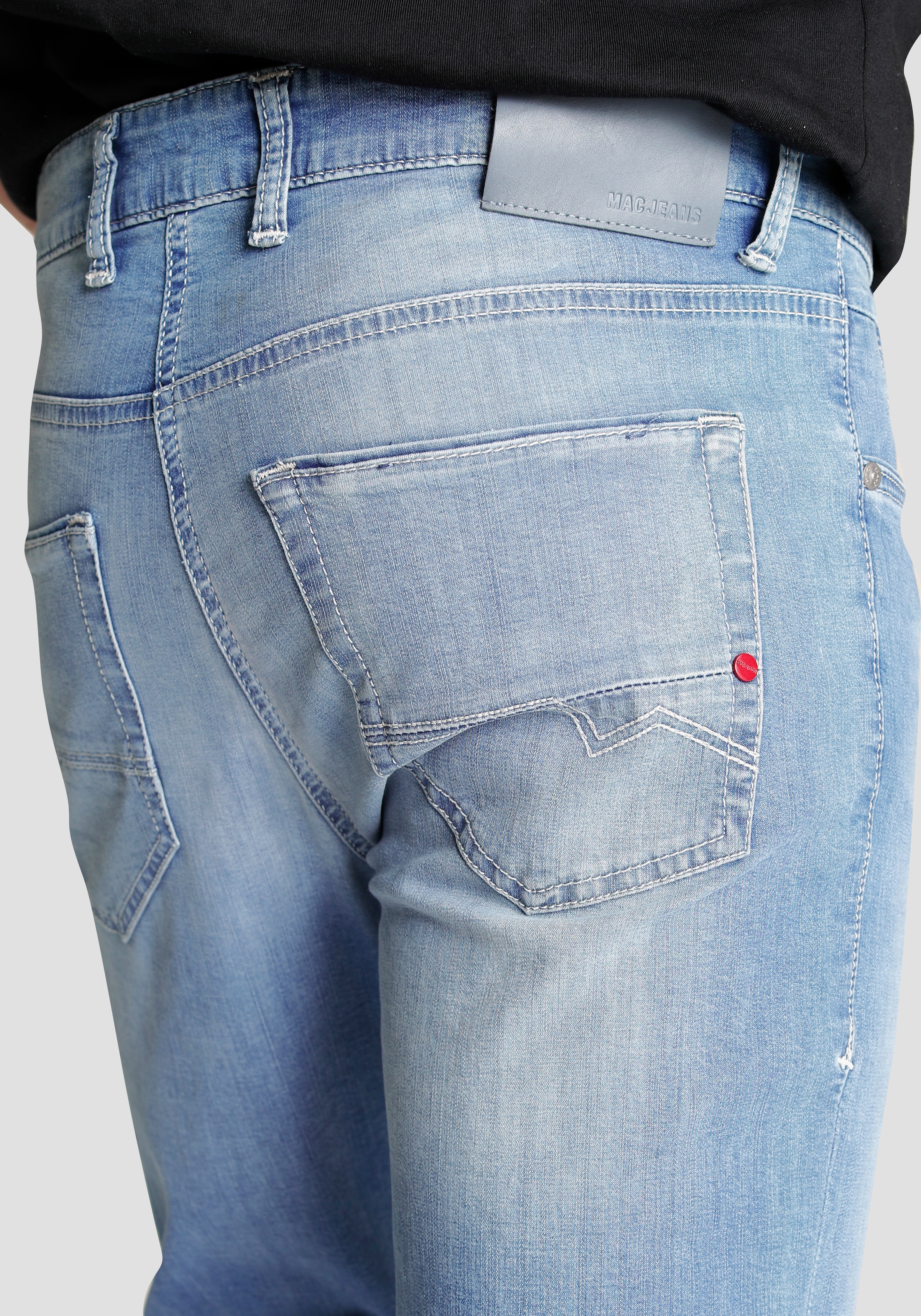 MAC Slim-fit-Jeans »Arne-Pipe light«, schmaler figurbetonender Schnitt