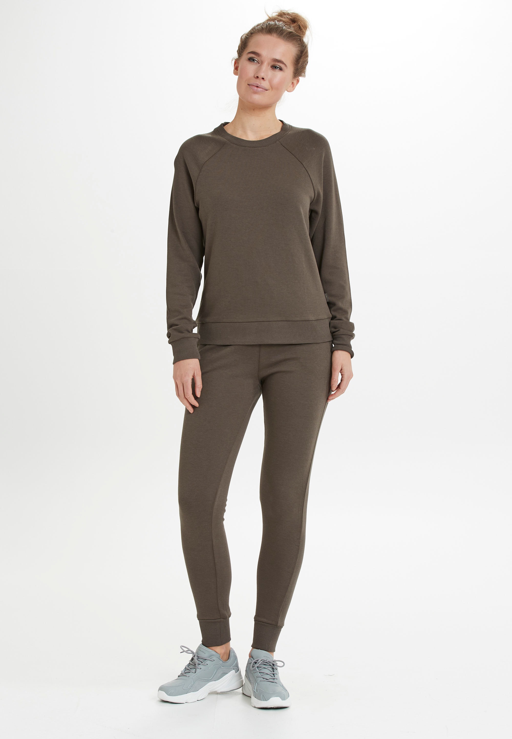 ATHLECIA Sweathose »NIARY W Bamboo«, aus hochwertigem Stretch