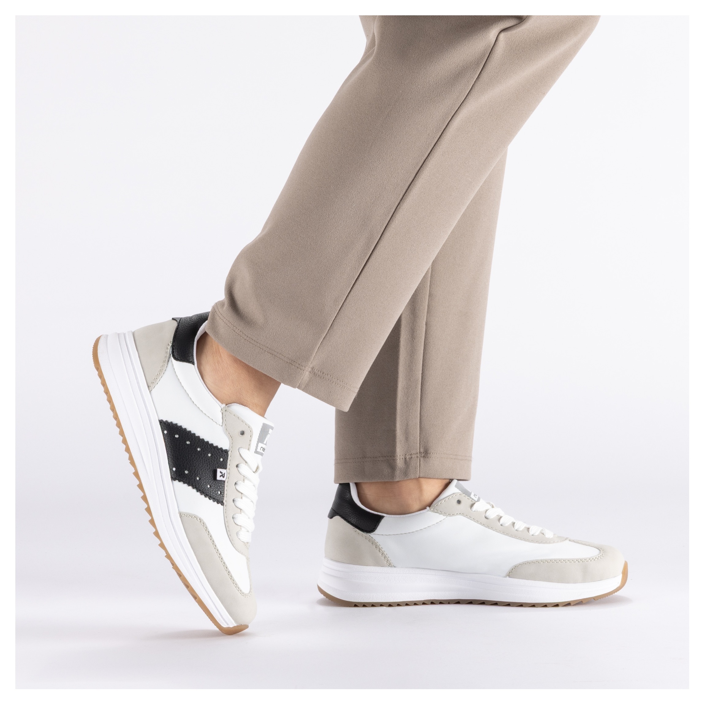 Rieker Sneaker Schnürschuh, Halbschuh, Freizeitsneaker mit Kontrastbesätze günstig online kaufen