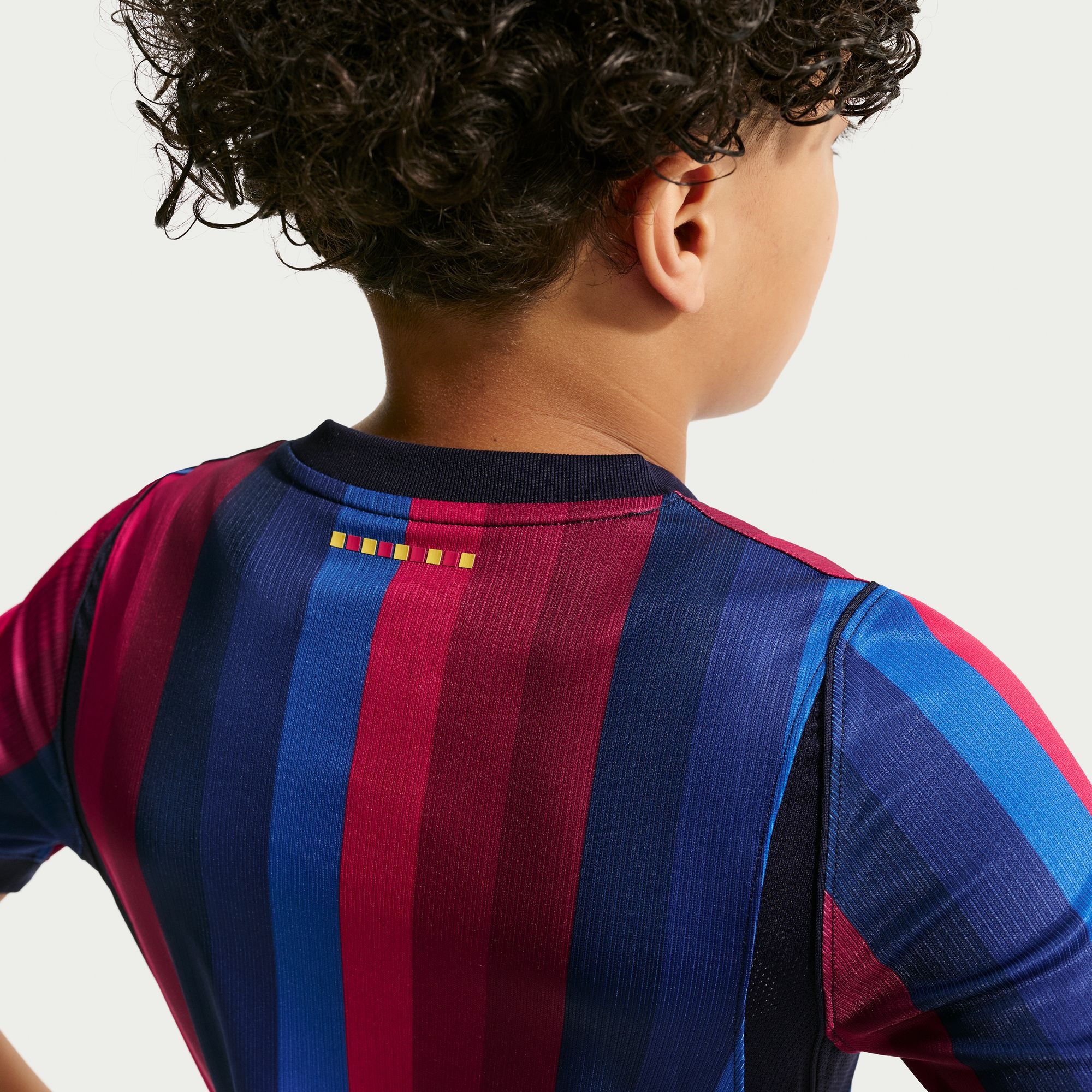 Nike Fußballtrikot »FCB Y NK DF JSY SS STAD HM« mit Rundhalsausschnitt, Kurzarm, aus Polyester