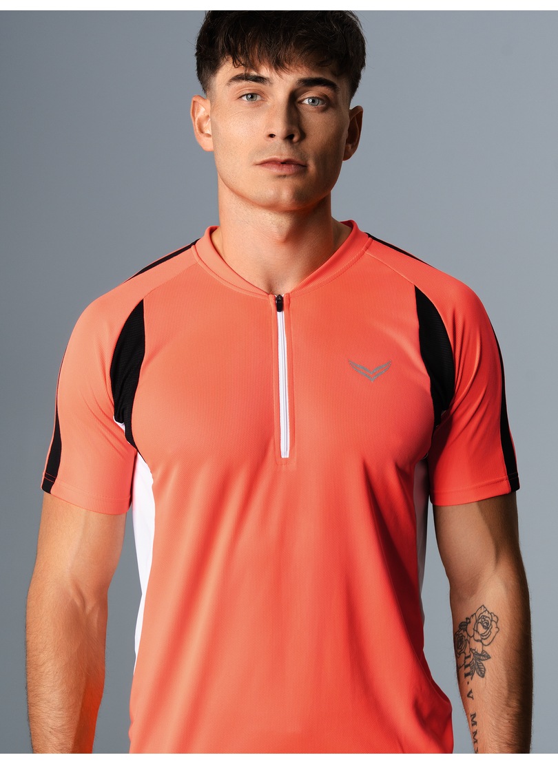 Trigema T-Shirt »TRIGEMA Fahrradtrikot aus atmungsaktivem COOLMAX®-Material«, (1 tlg.)